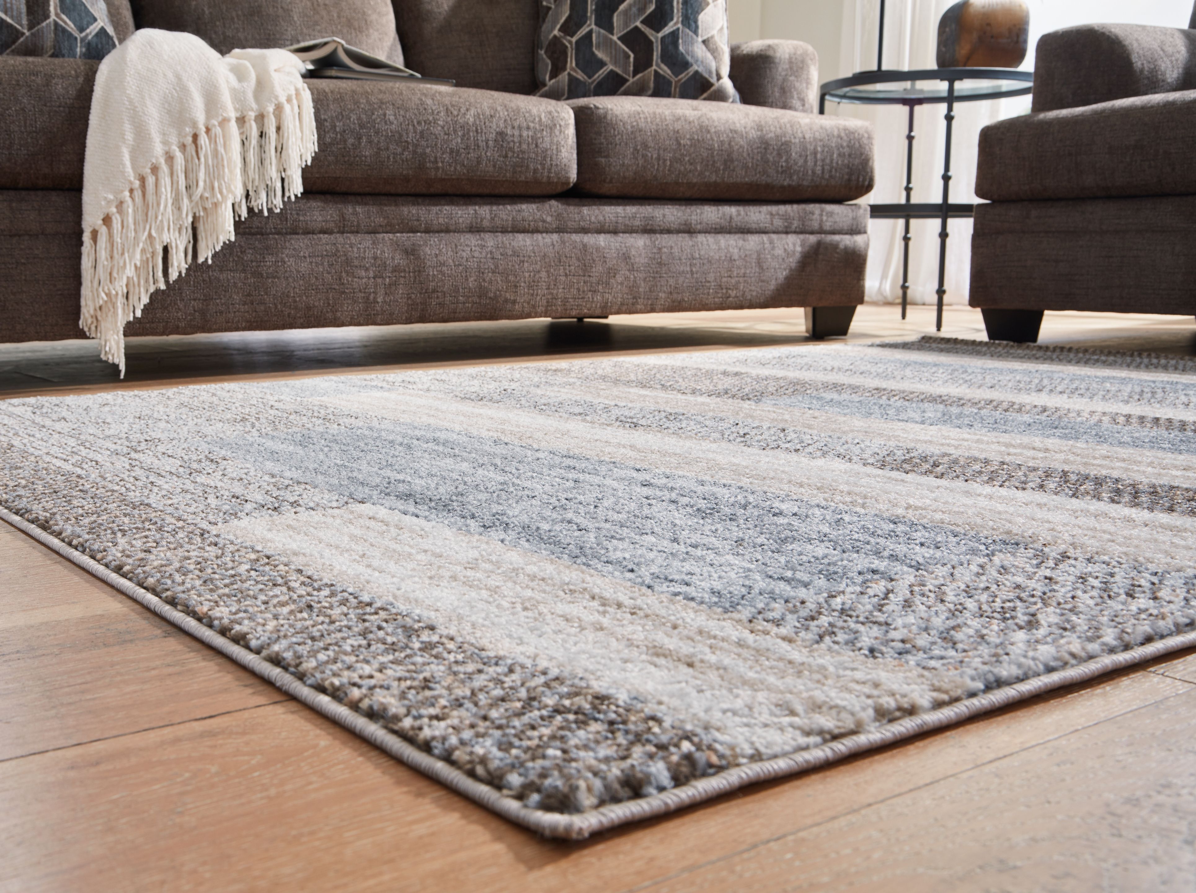 Sethburn - 8' x 10' Rug - Cream / Brown / Gray