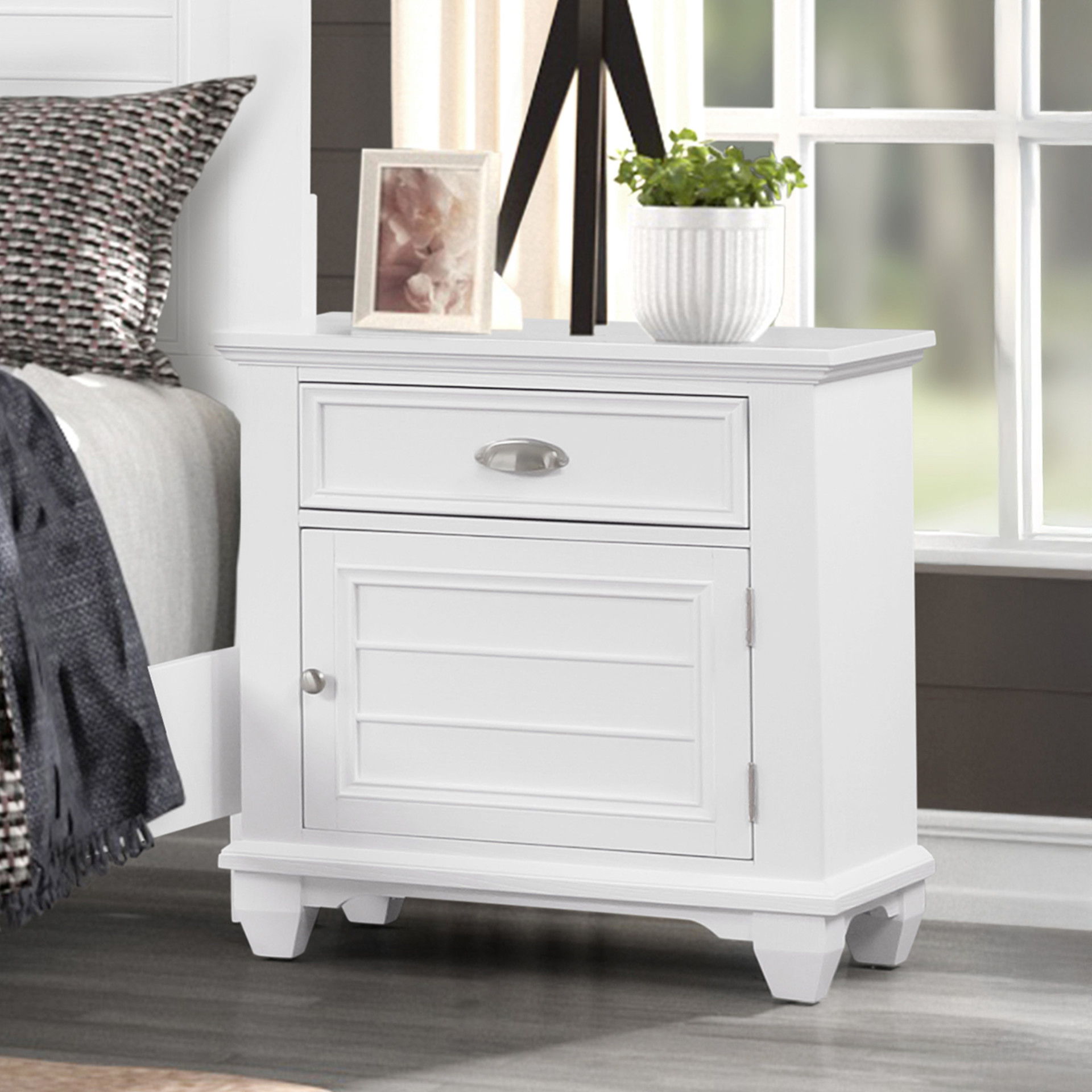 Jamestown - Nightstand - White, white, view 7