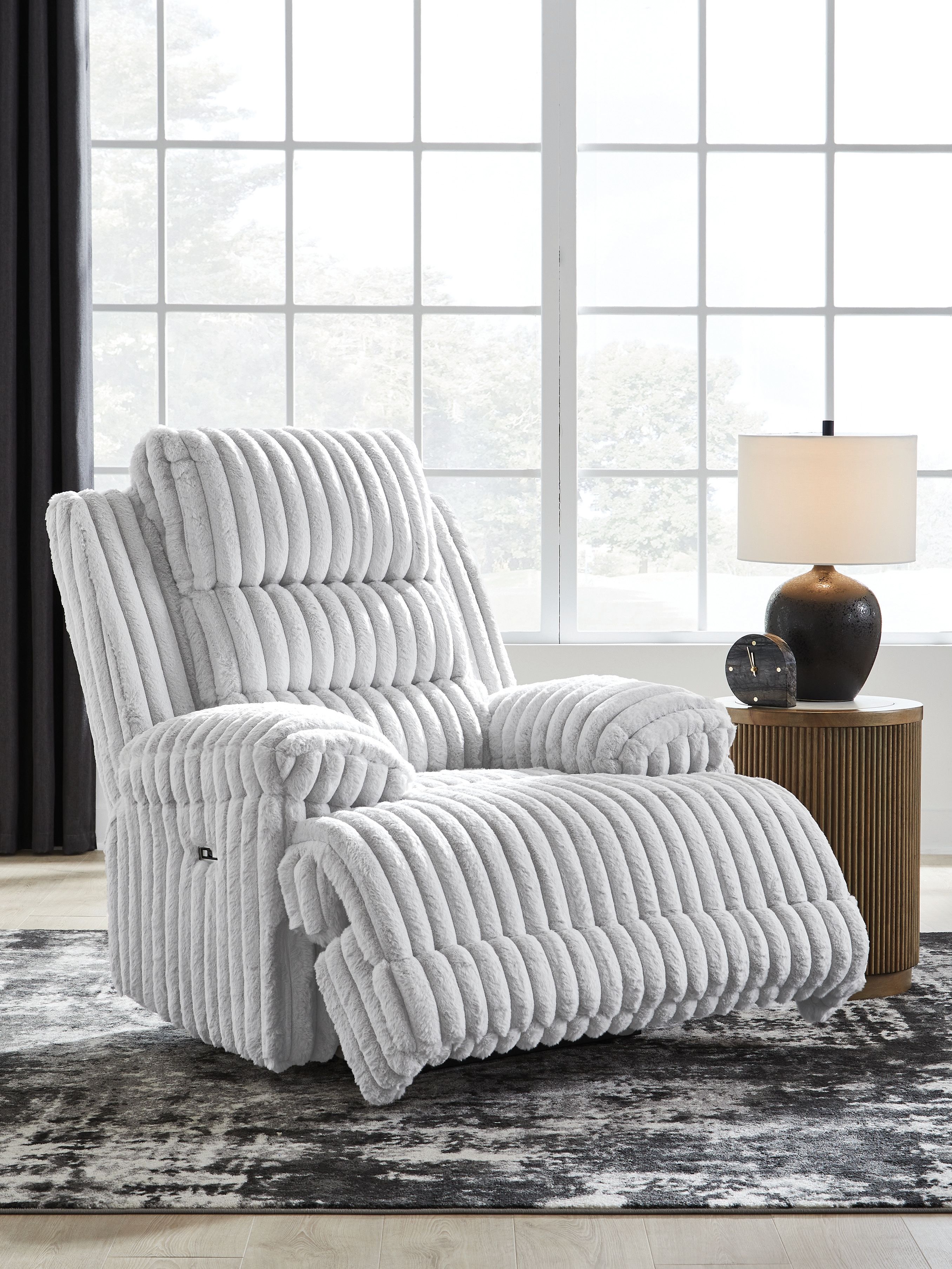 Ashley Furniture Rhines Falls - Zero Wall Recliner - Alloy - Image 6