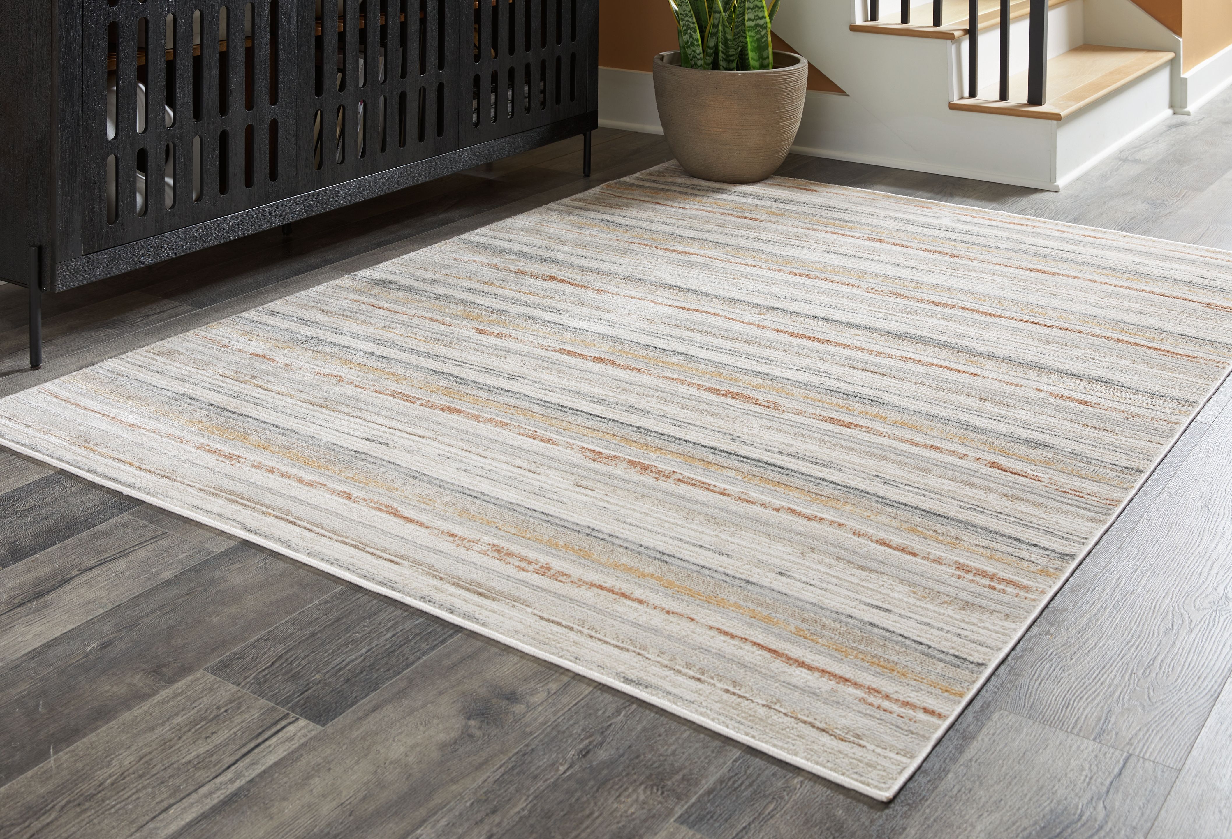 Artney - 5' x 7' Rug - Multi