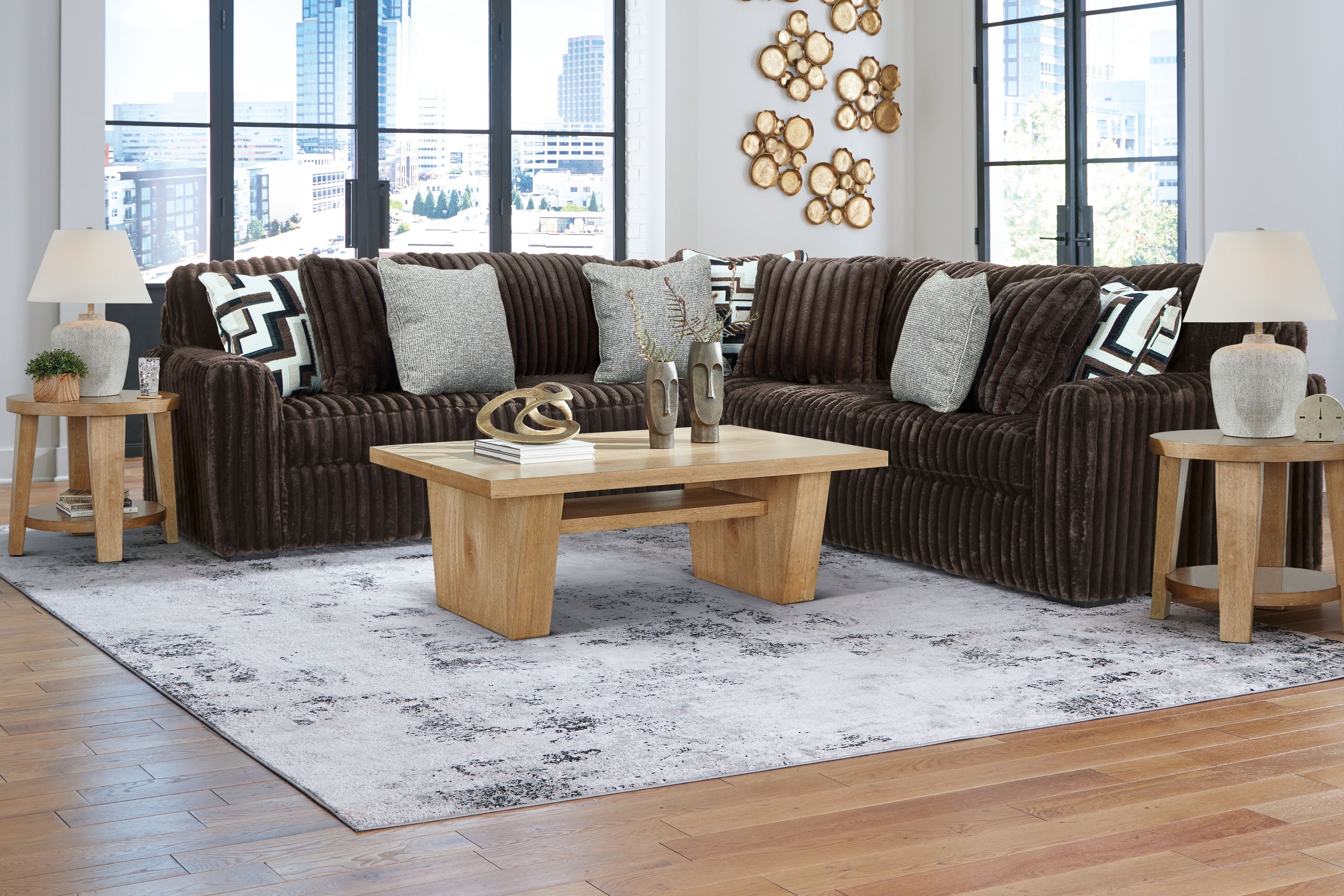 3 Pc · Sectional