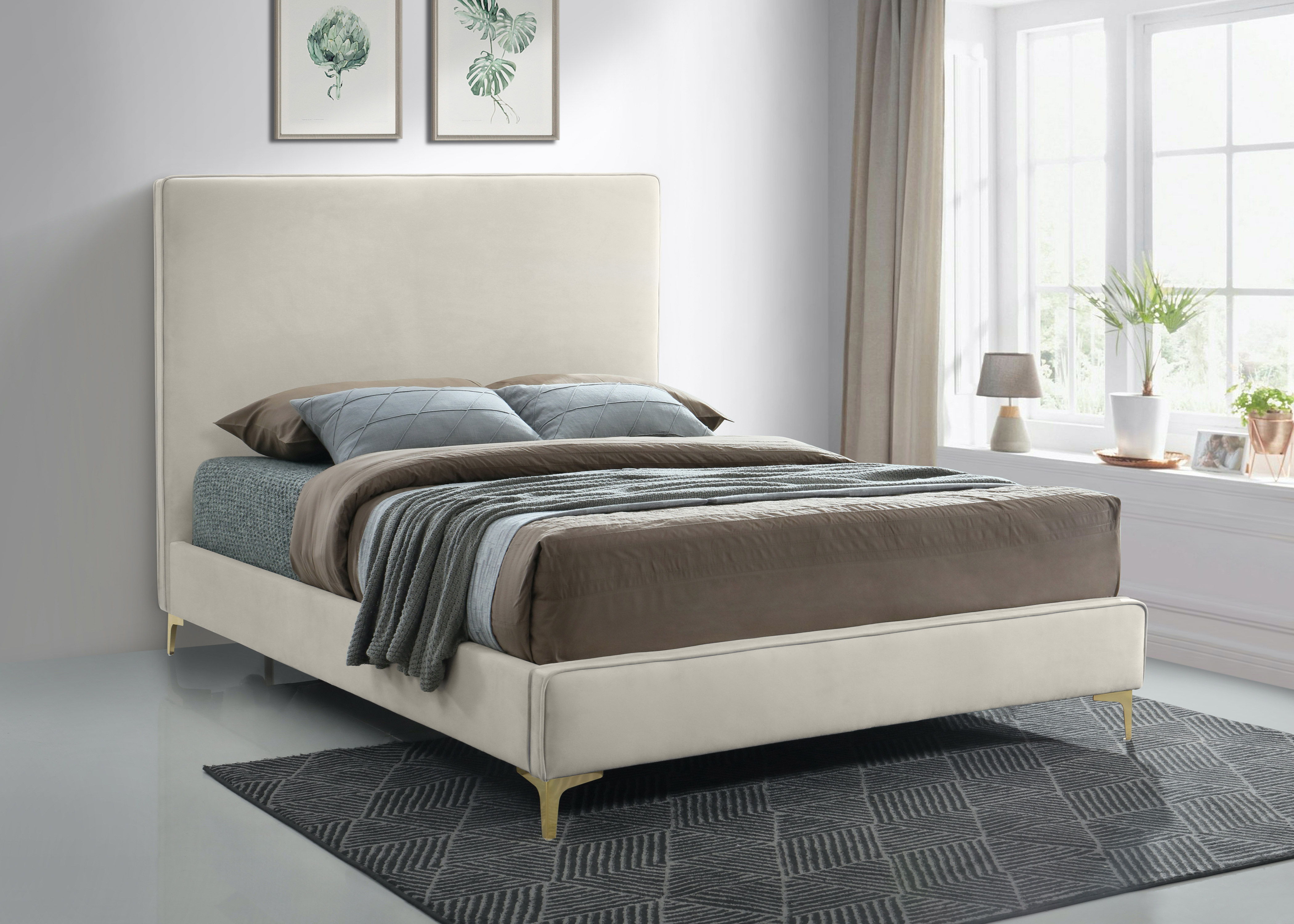 Geri - King Bed - Cream