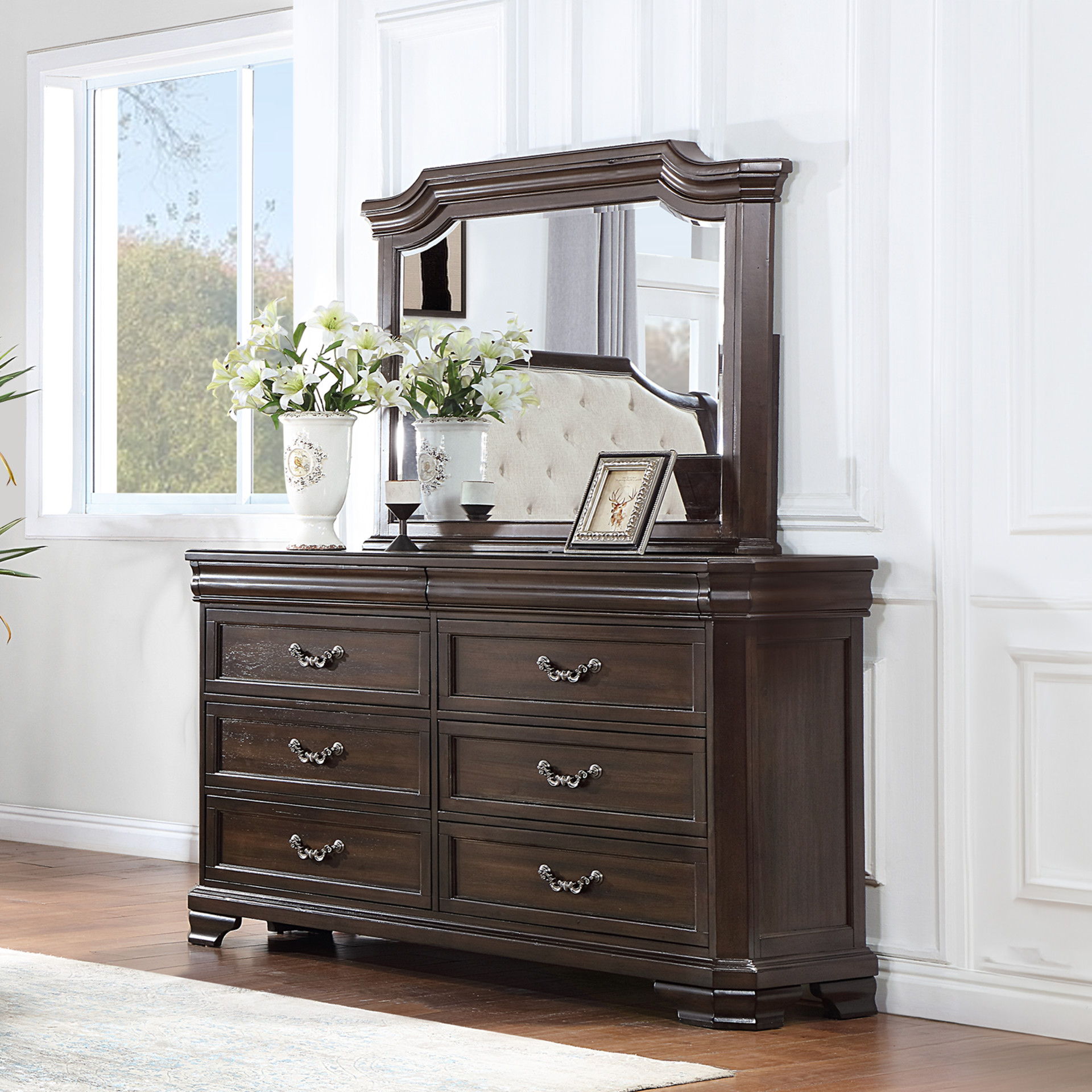 Lyndhurst - Landscape Mirror - Walnut, dark brown