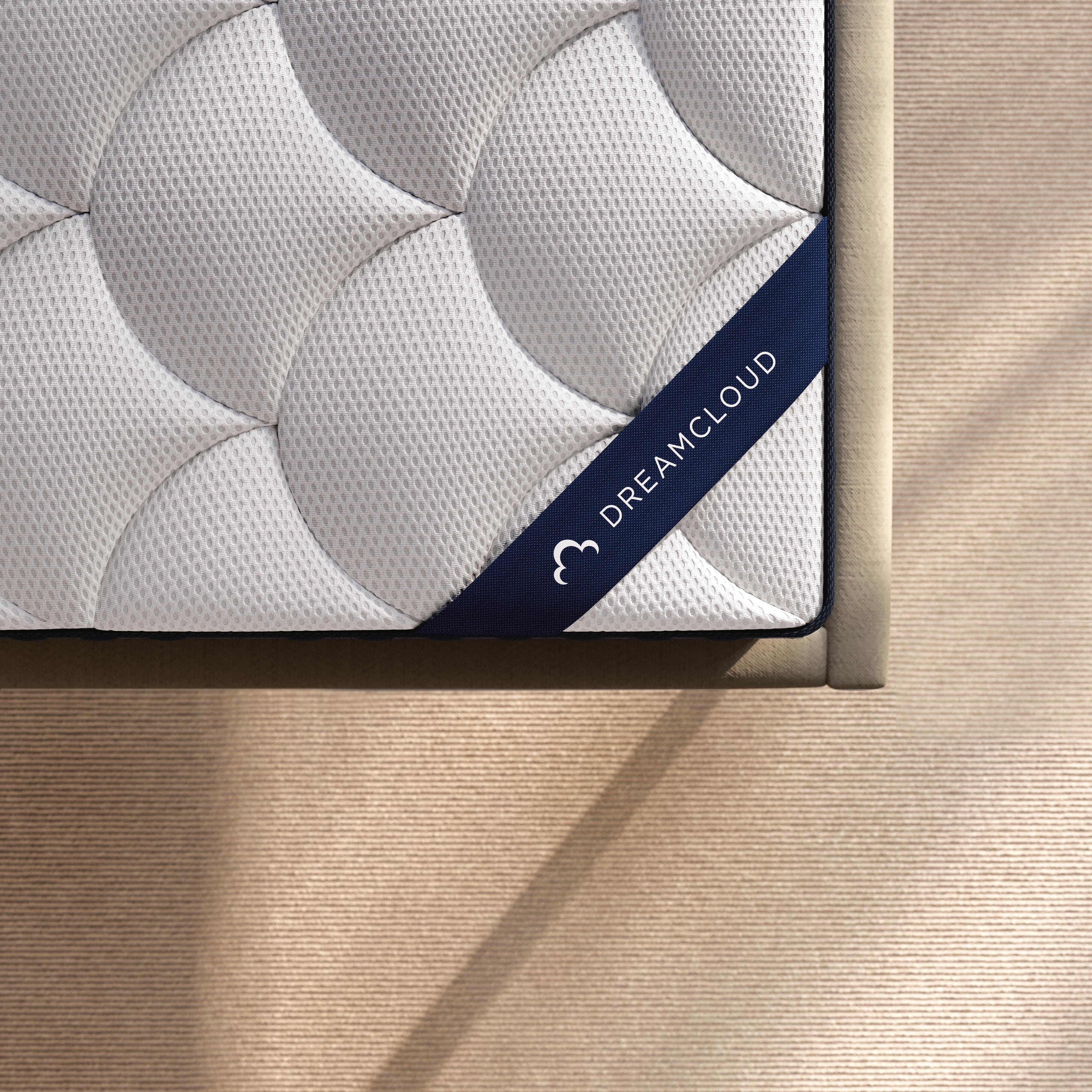 Ashley Furniture Dreamcloud Classic Memory Foam - Queen Mattress - White - Image 9