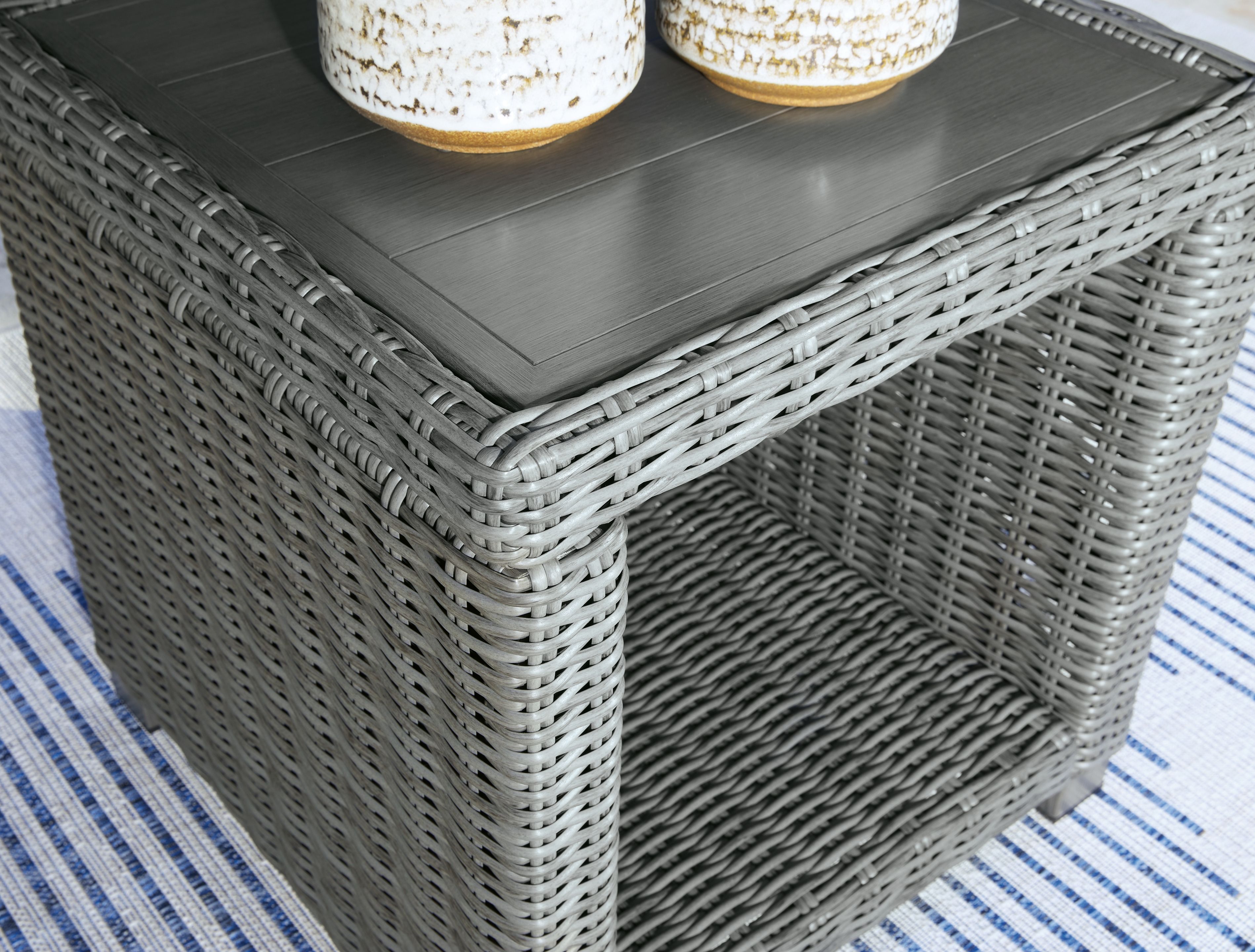 Ashley Furniture Elite Park - Square End Table - Gray - Image 6