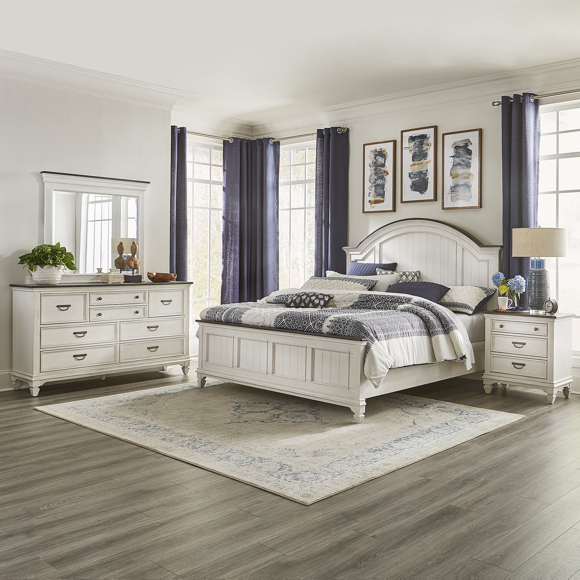 Liberty Furniture Allyson Park - 4 Piece Bedroom Set (King Arched Panel Bed, Dresser & Mirror, Nightstand) - White