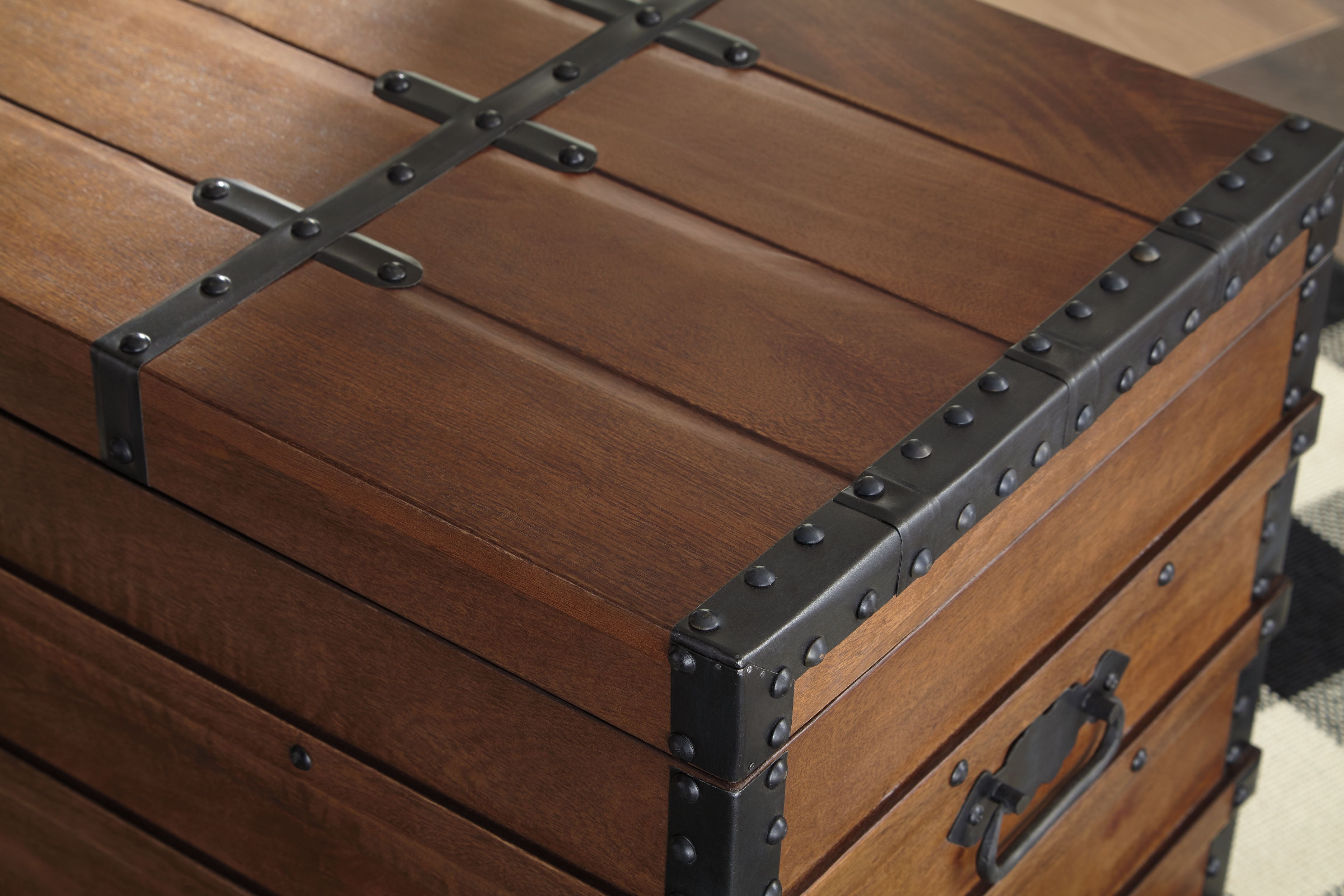 Ashley Furniture Kettleby - Storage Trunk - Brown - Image 8