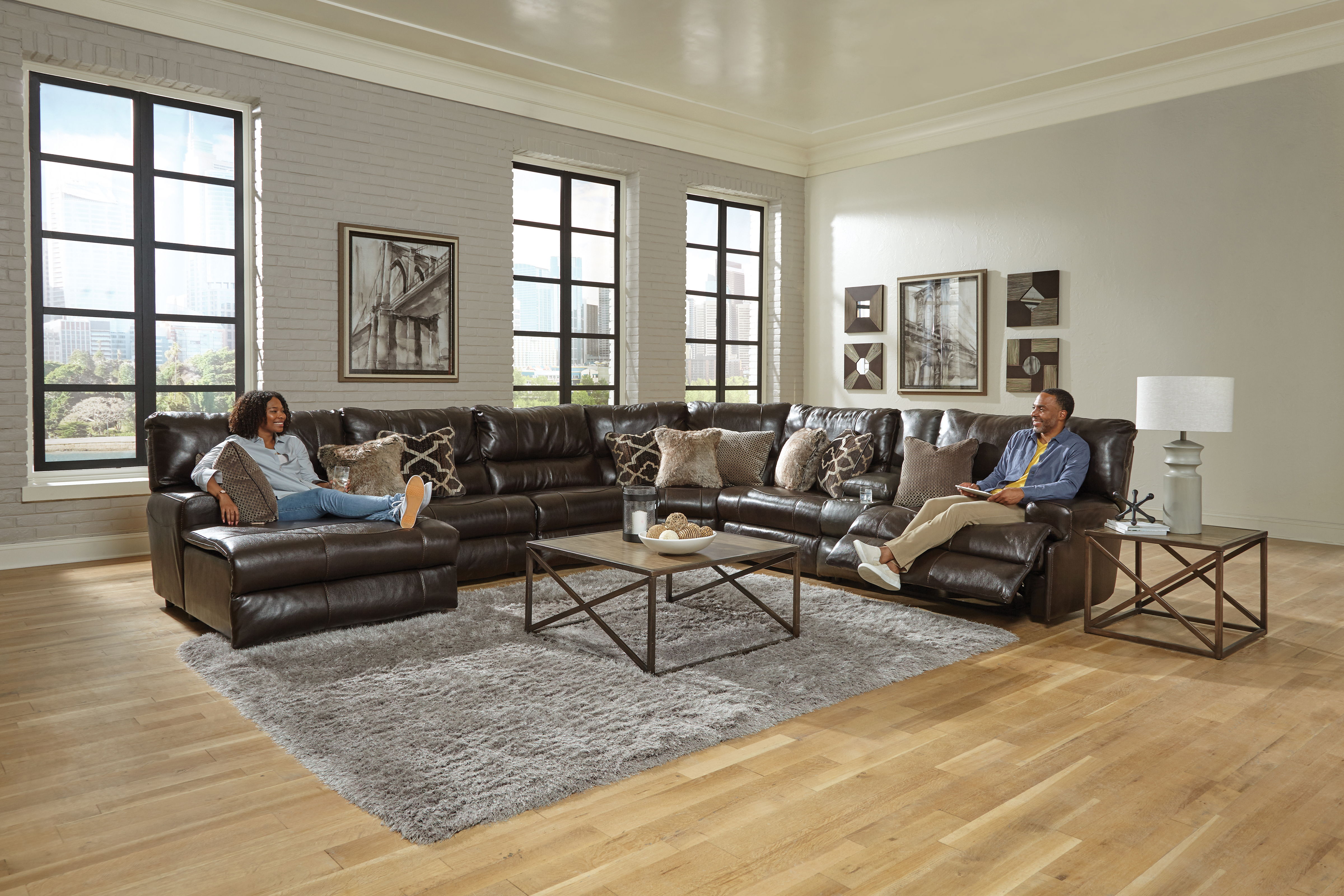 Como - 7 Piece Italian Leather Match Power Reclining Sectional With 2 Lay Flat Reclining Seats And LSF Chaise - Chocolate