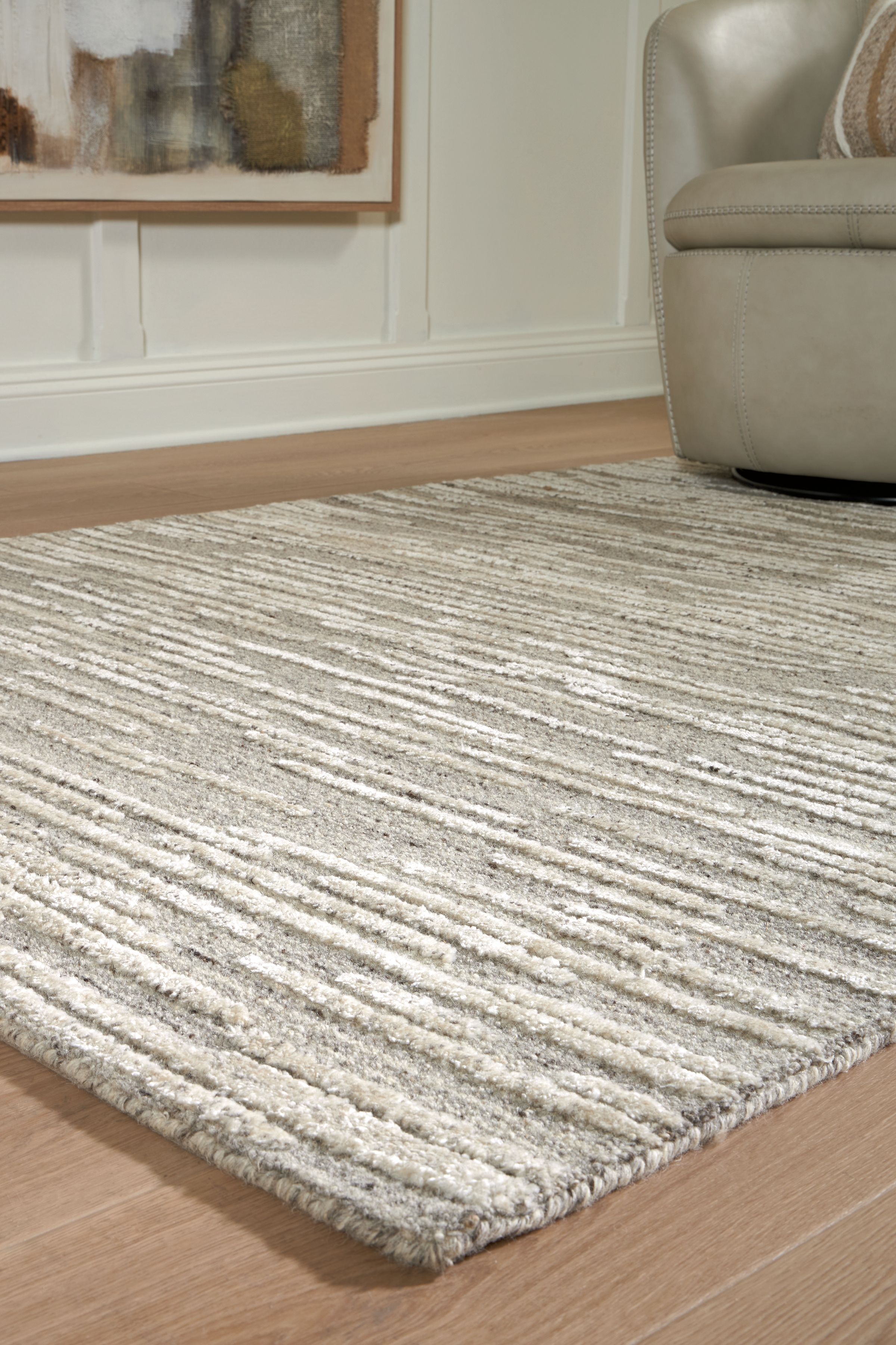 Eljory - 5' x 7' Rug - Gray