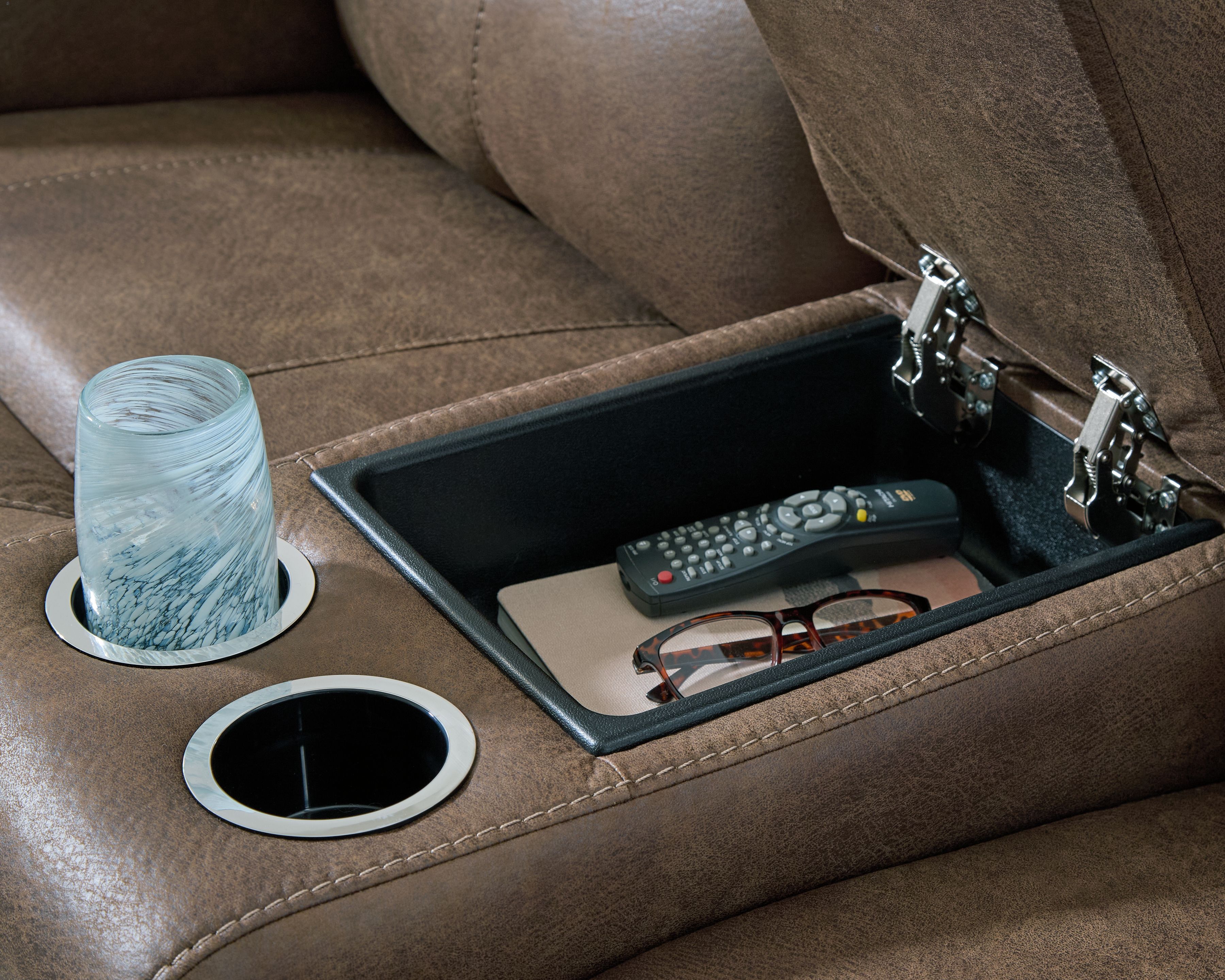 Ashley Furniture Beckley Place - Power Reclining Loveseat With Console / Adjustable Headrest - Earth - Image 7