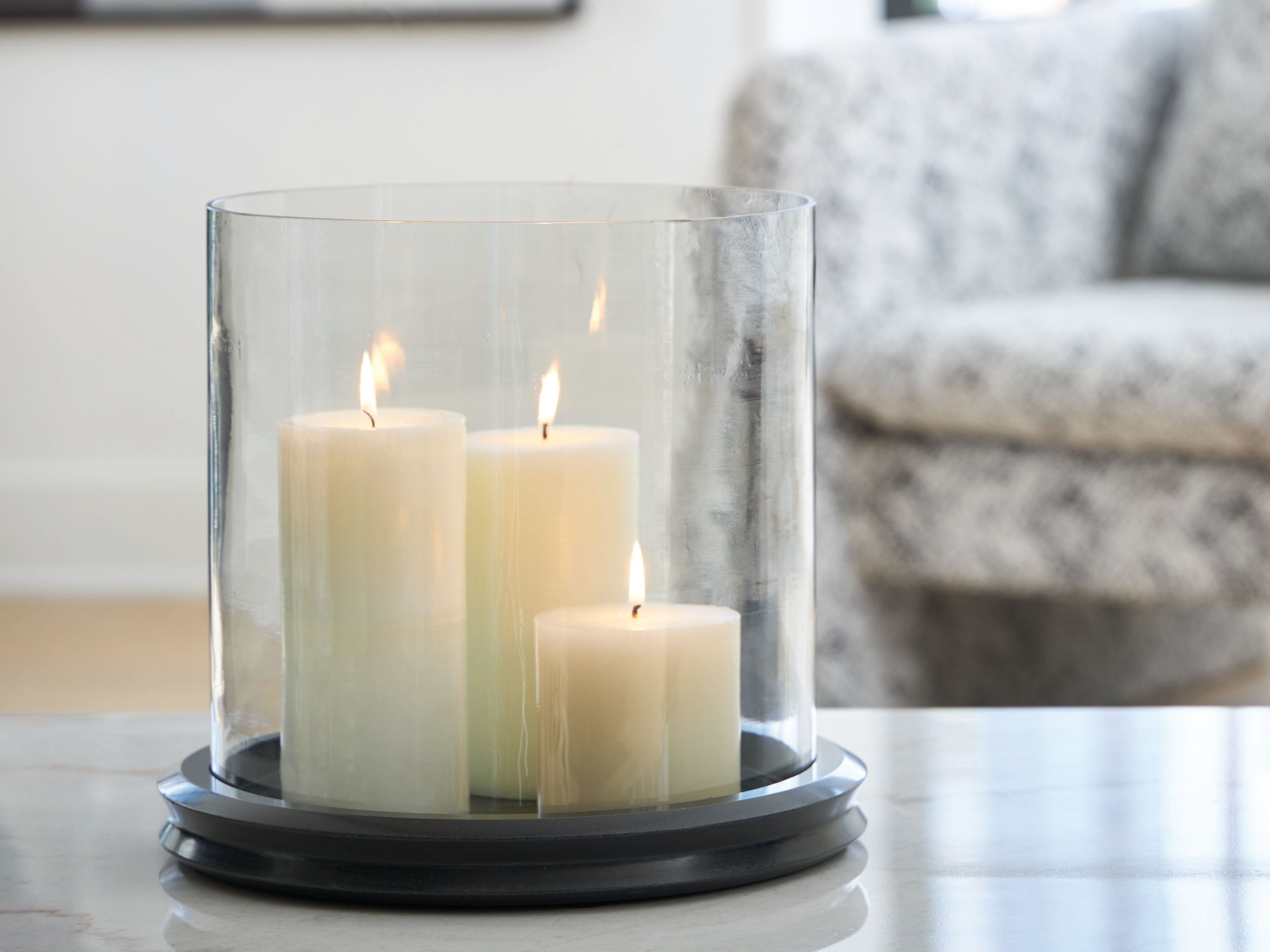 Saskia - Candle Holder - Clear / Black