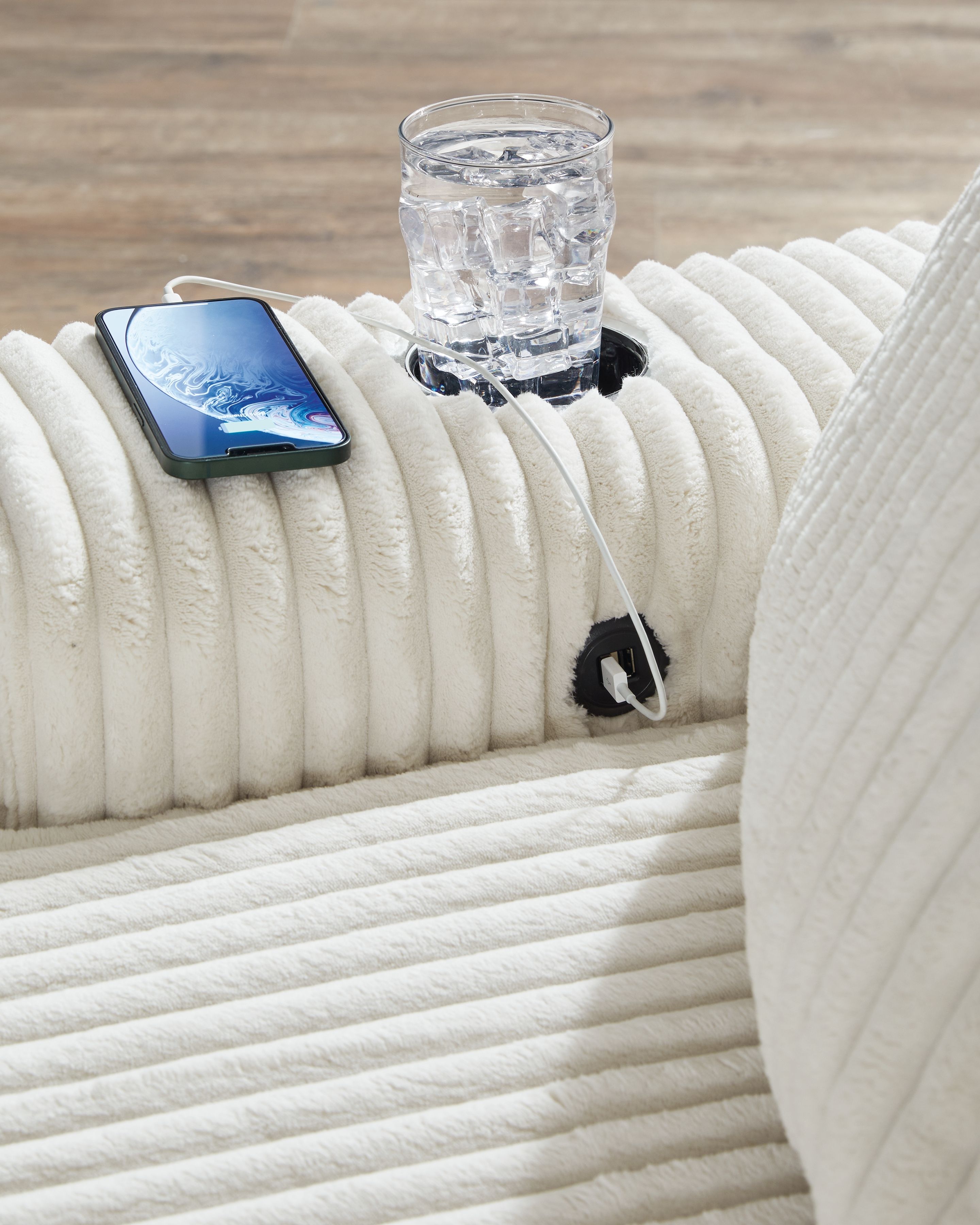 Ashley Furniture Lindyn - Chaise - Ivory - Image 9