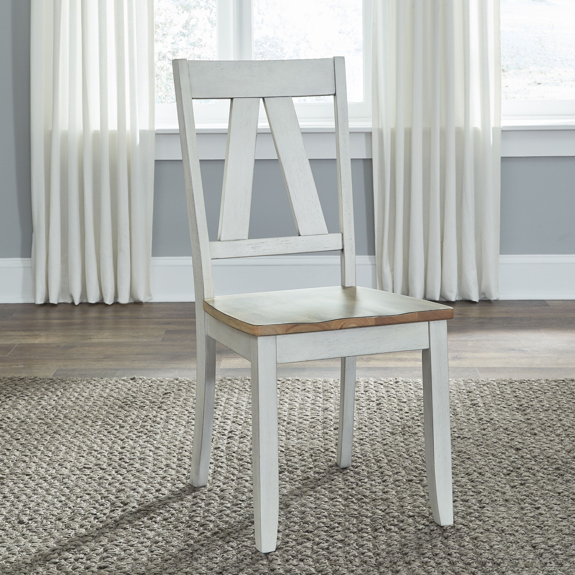 Liberty Furniture Lindsey Farm - Splat Back Chair - Weathered White
