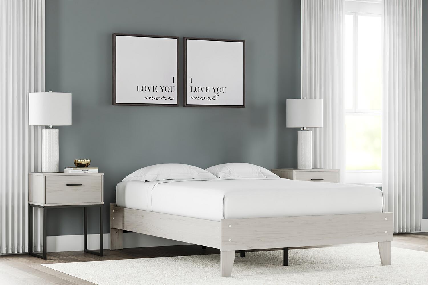 Socalle - Queen Platform Bed - Light Natural