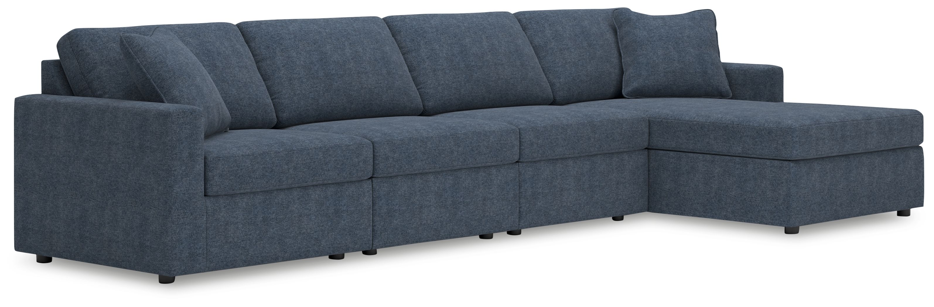 4 Pc · Sectional With Raf Corner Chaise