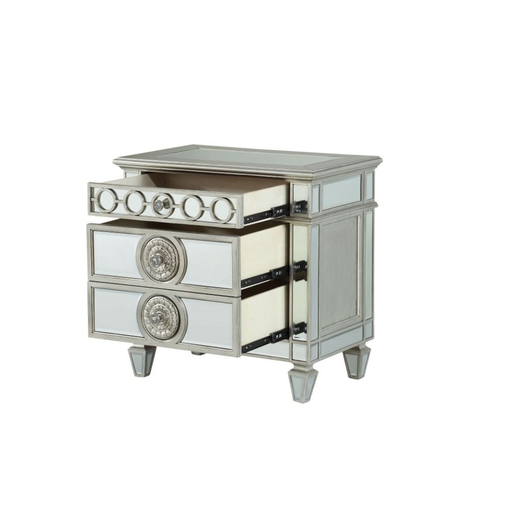 Varian - Nightstand - Mirrored, silver, view 5