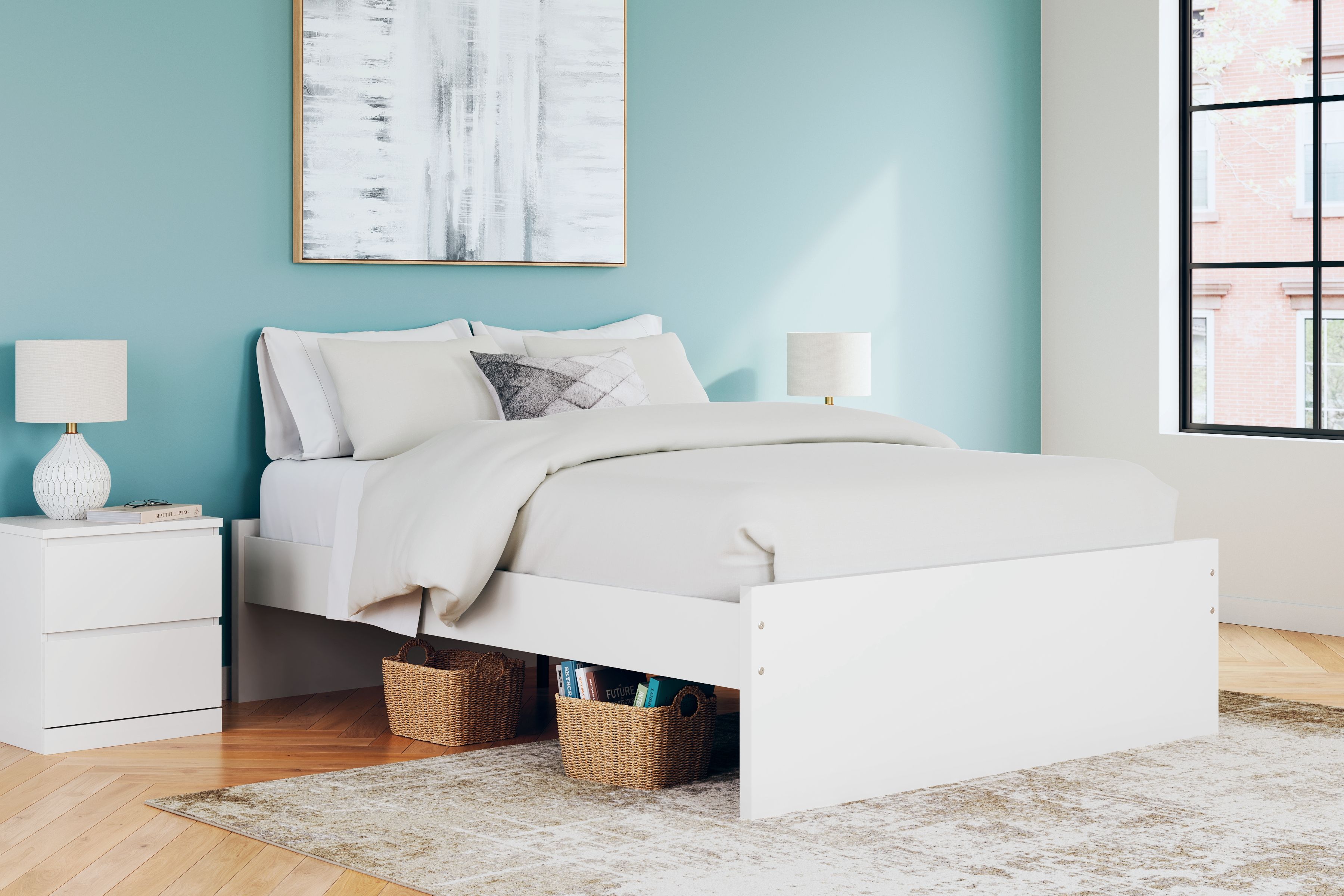Onita - Queen Platform Bed - White