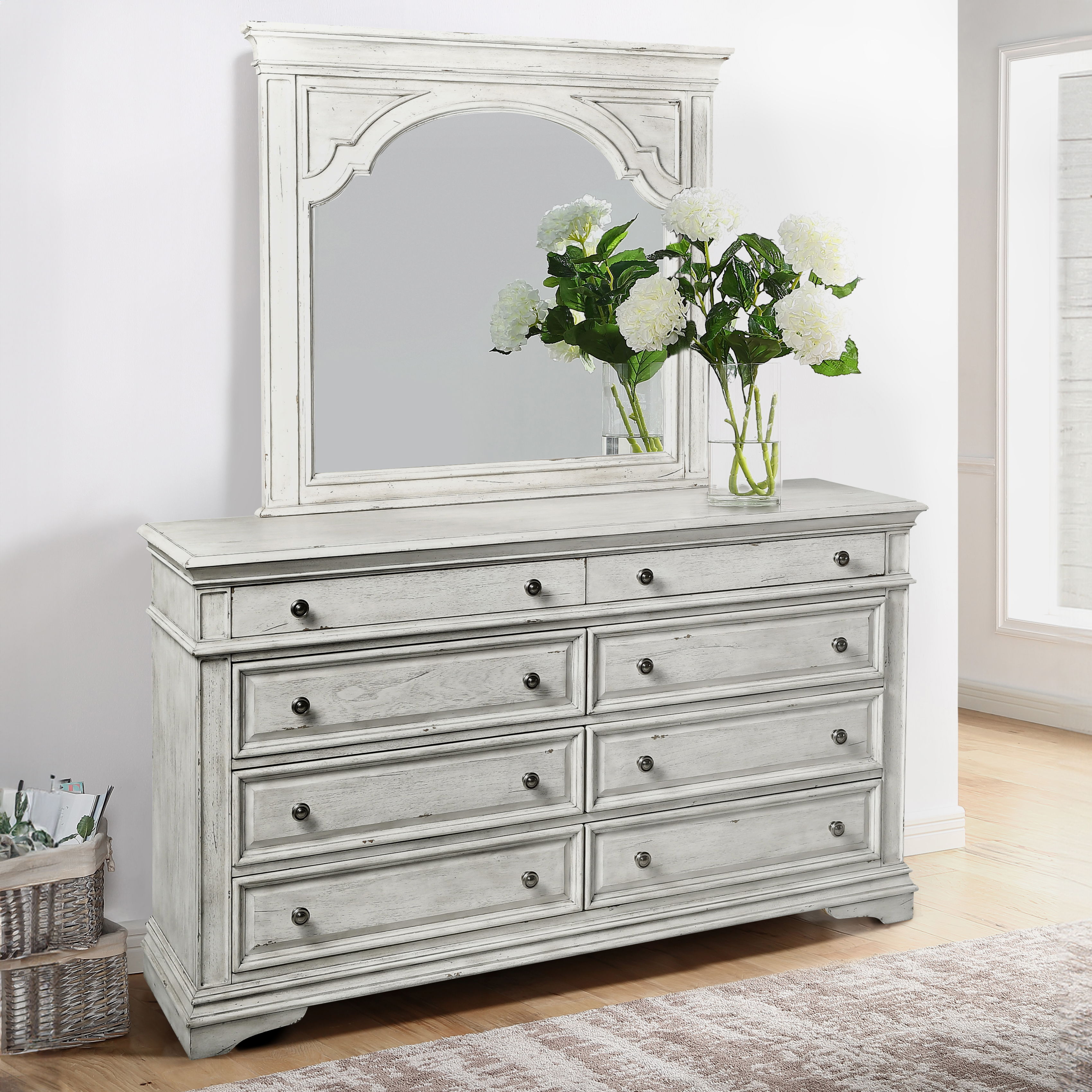 Highland Park - Dresser - Cathedral White