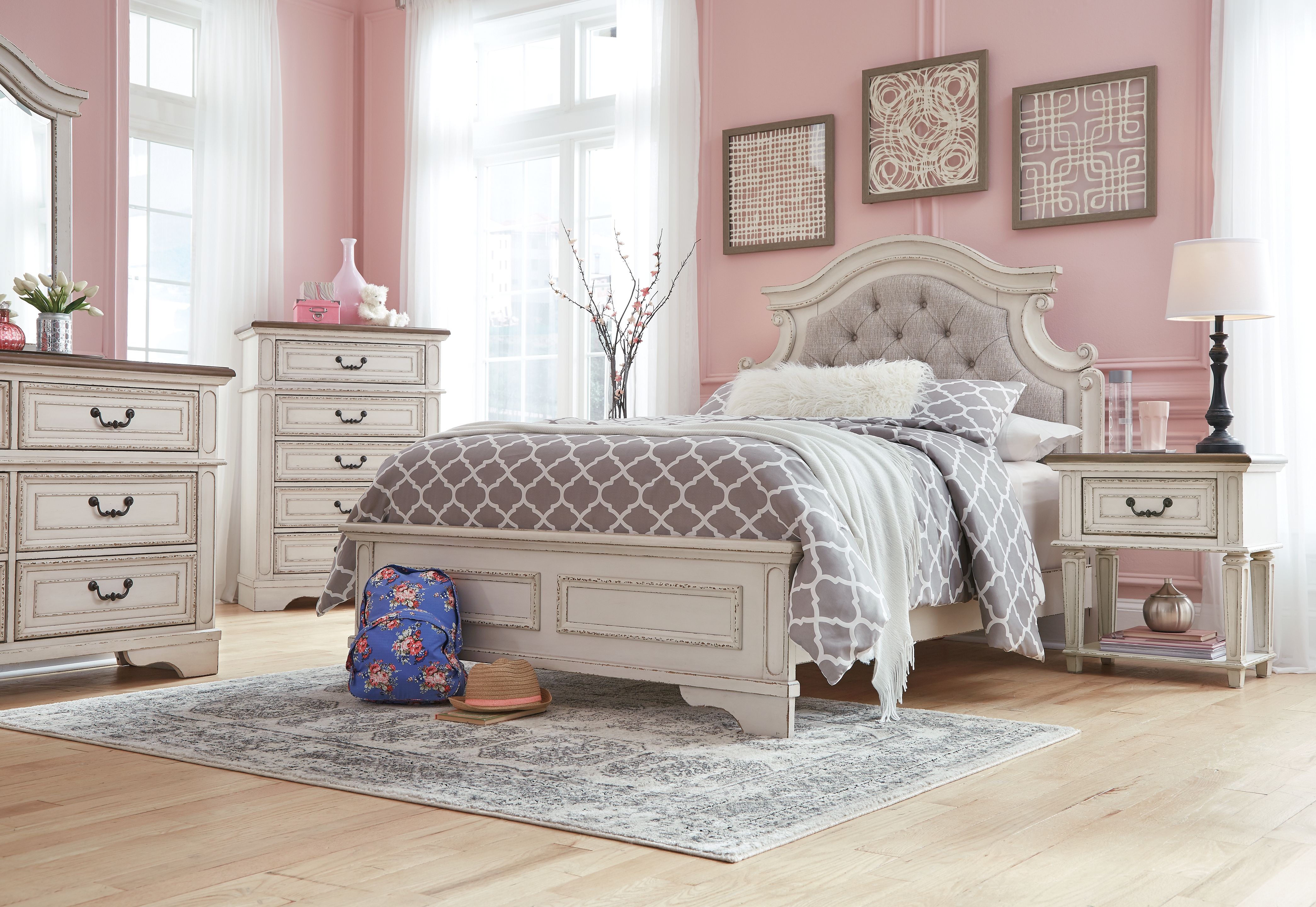 Ashley Furniture Realyn - Full Panel Bed - Chipped White - Image 10