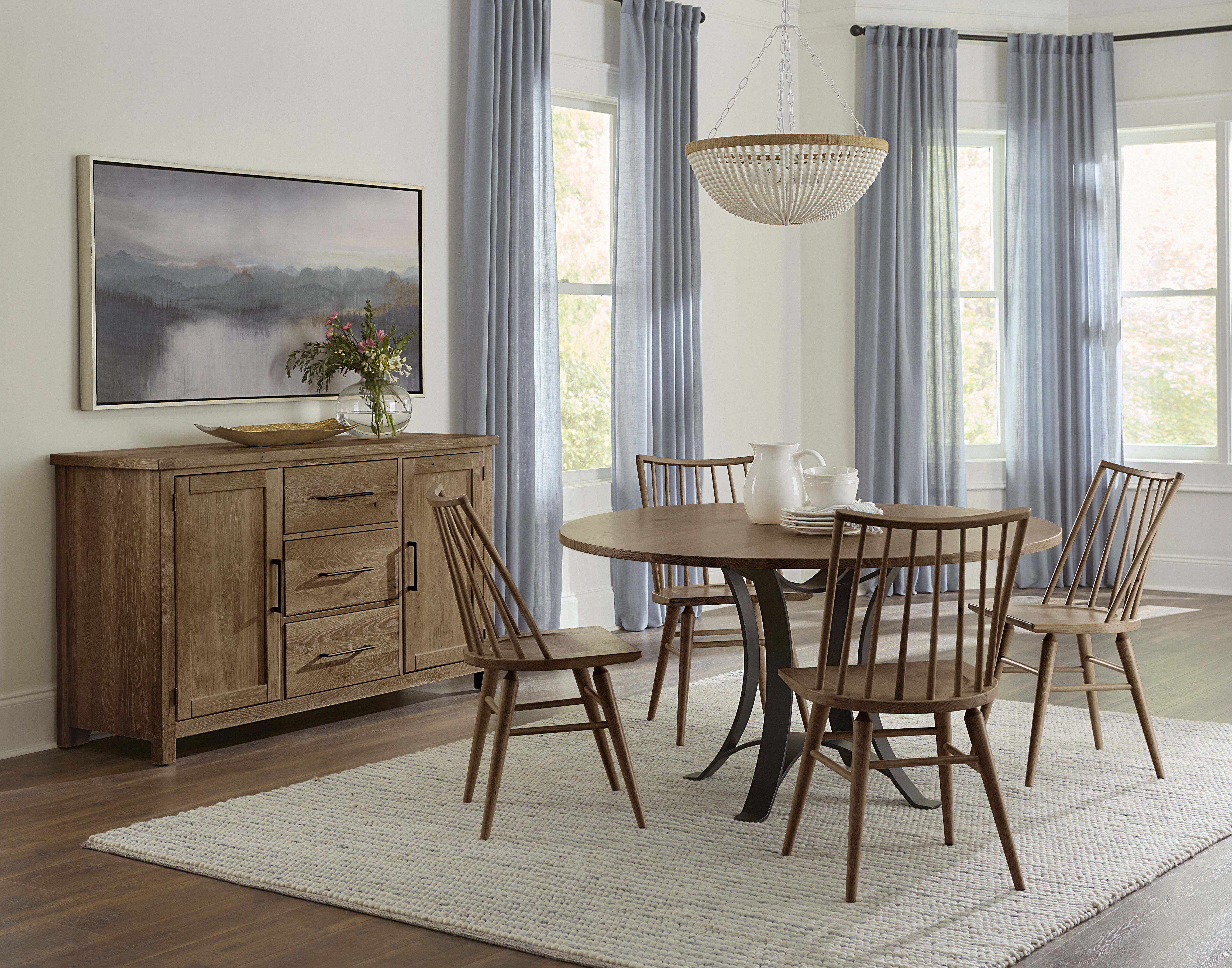Vaughan-Bassett Dovetail - Solid American Oak - Round 48