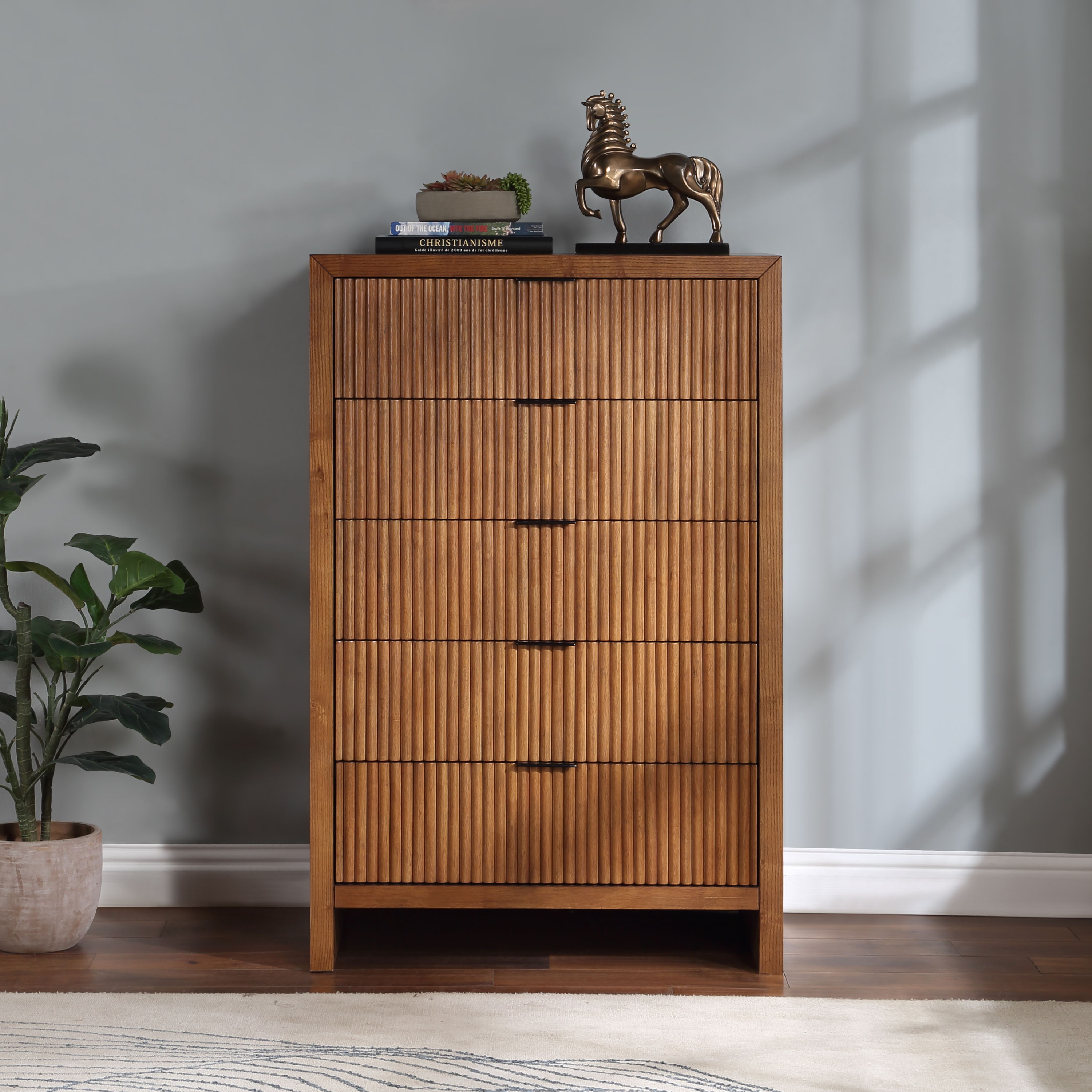 Fairfax - Chest - Walnut
