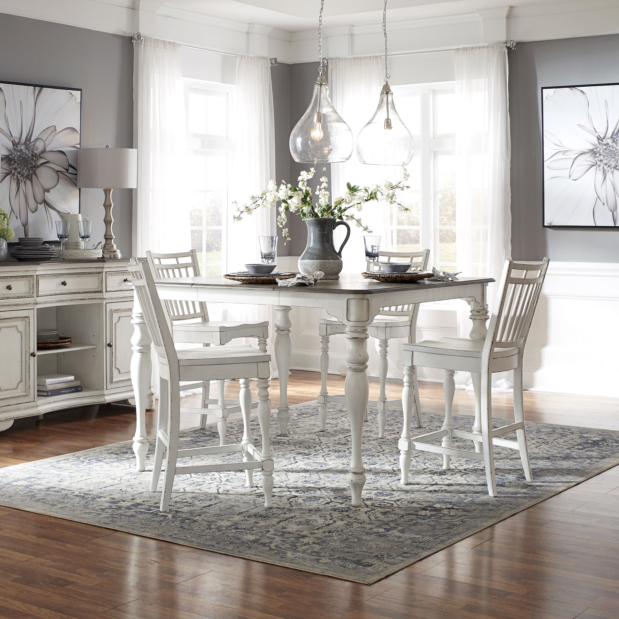 Liberty Furniture Magnolia Manor - 5 Piece Gathering Table Set (Spindle Back Chairs) - White