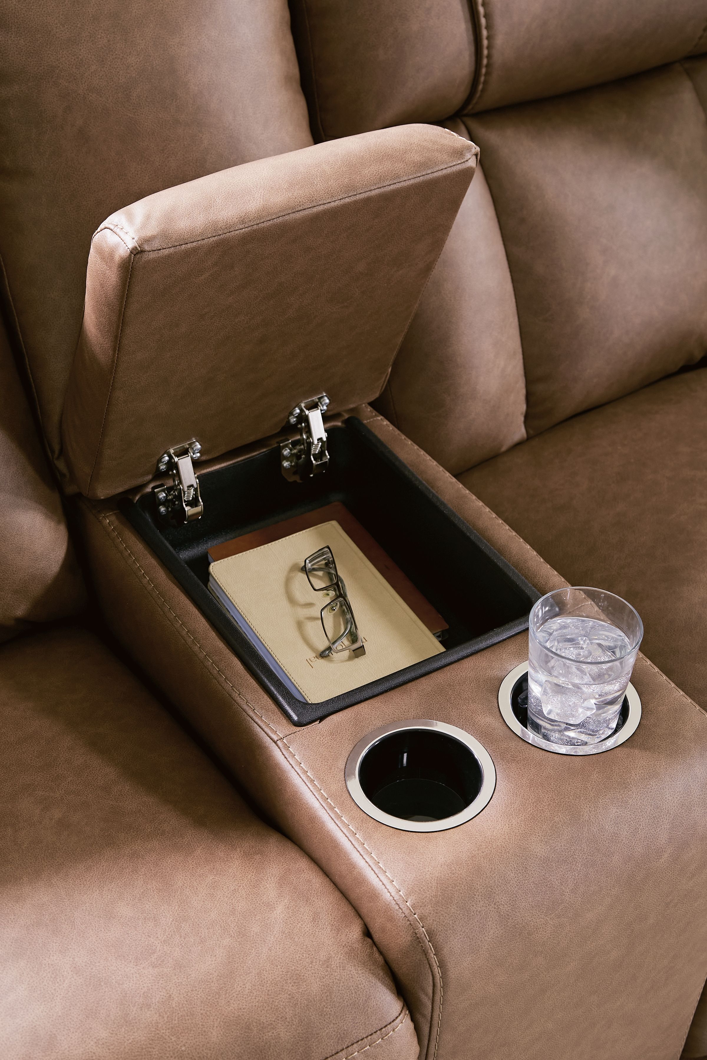 Ashley Furniture Mackmenville - Double Reclining Loveseat With Console - Caramel - Image 7