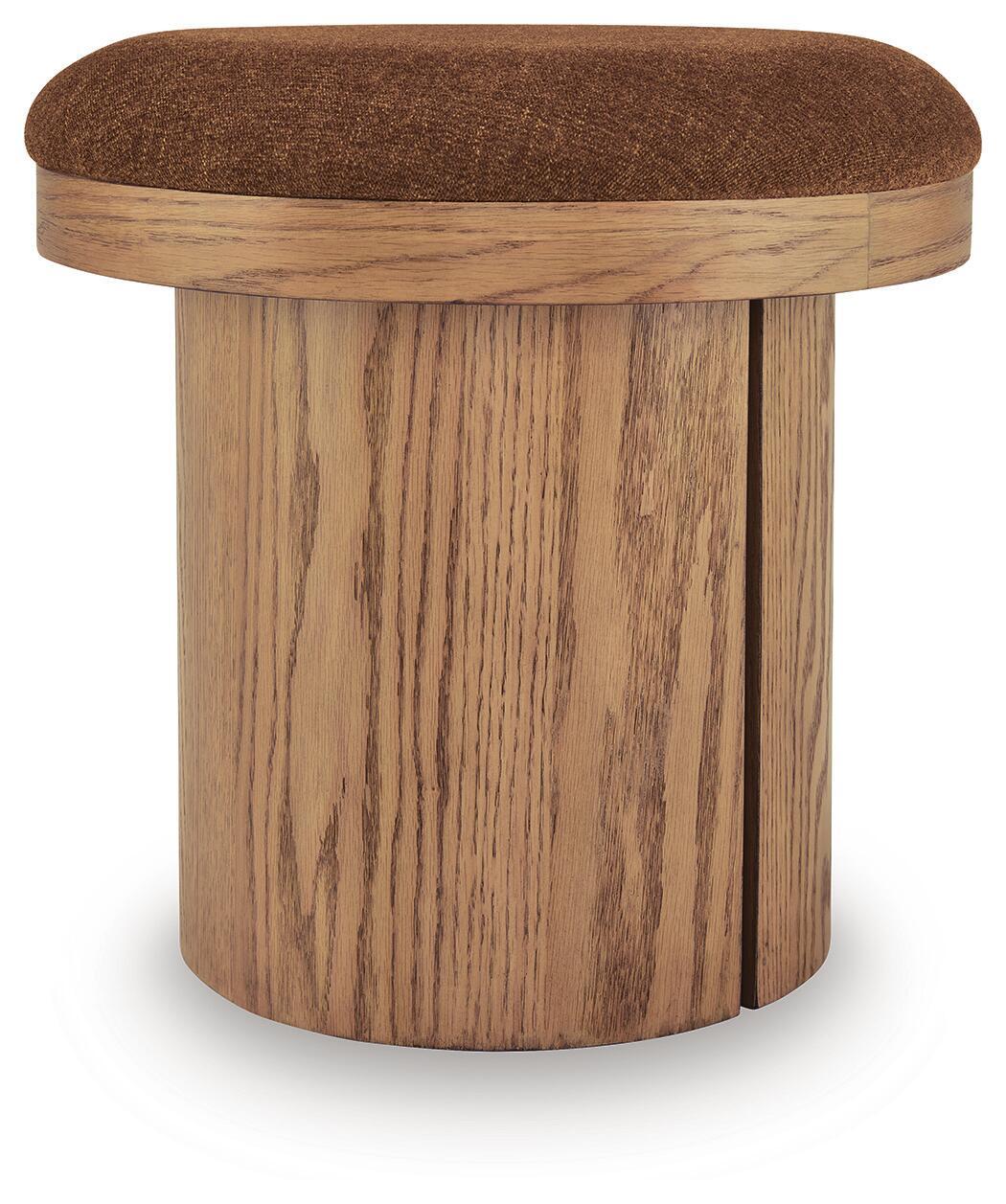 Lewisen – Accent Ottoman – Clay