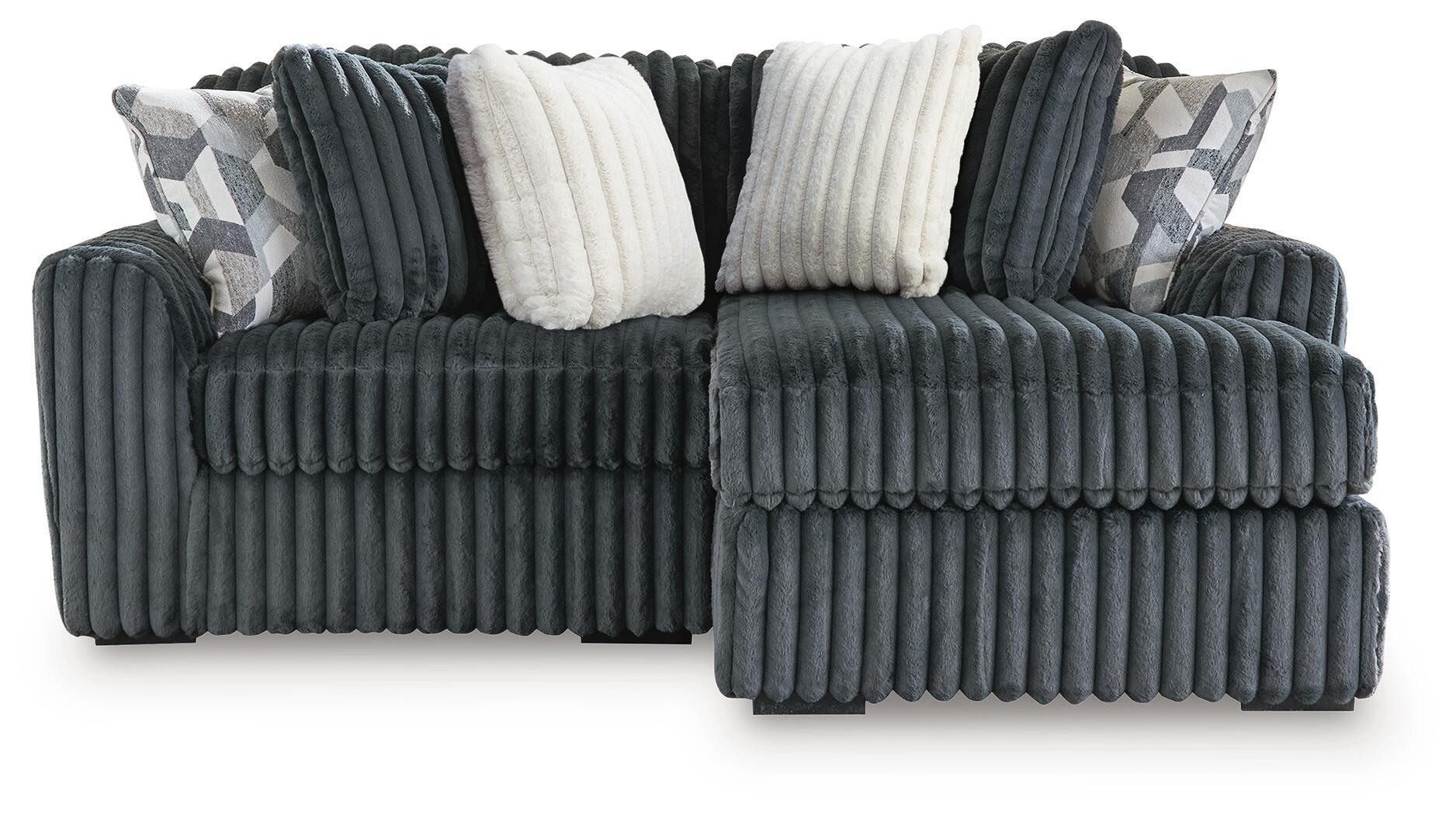 2 Pc · Sectional With RAF Corner Chaise