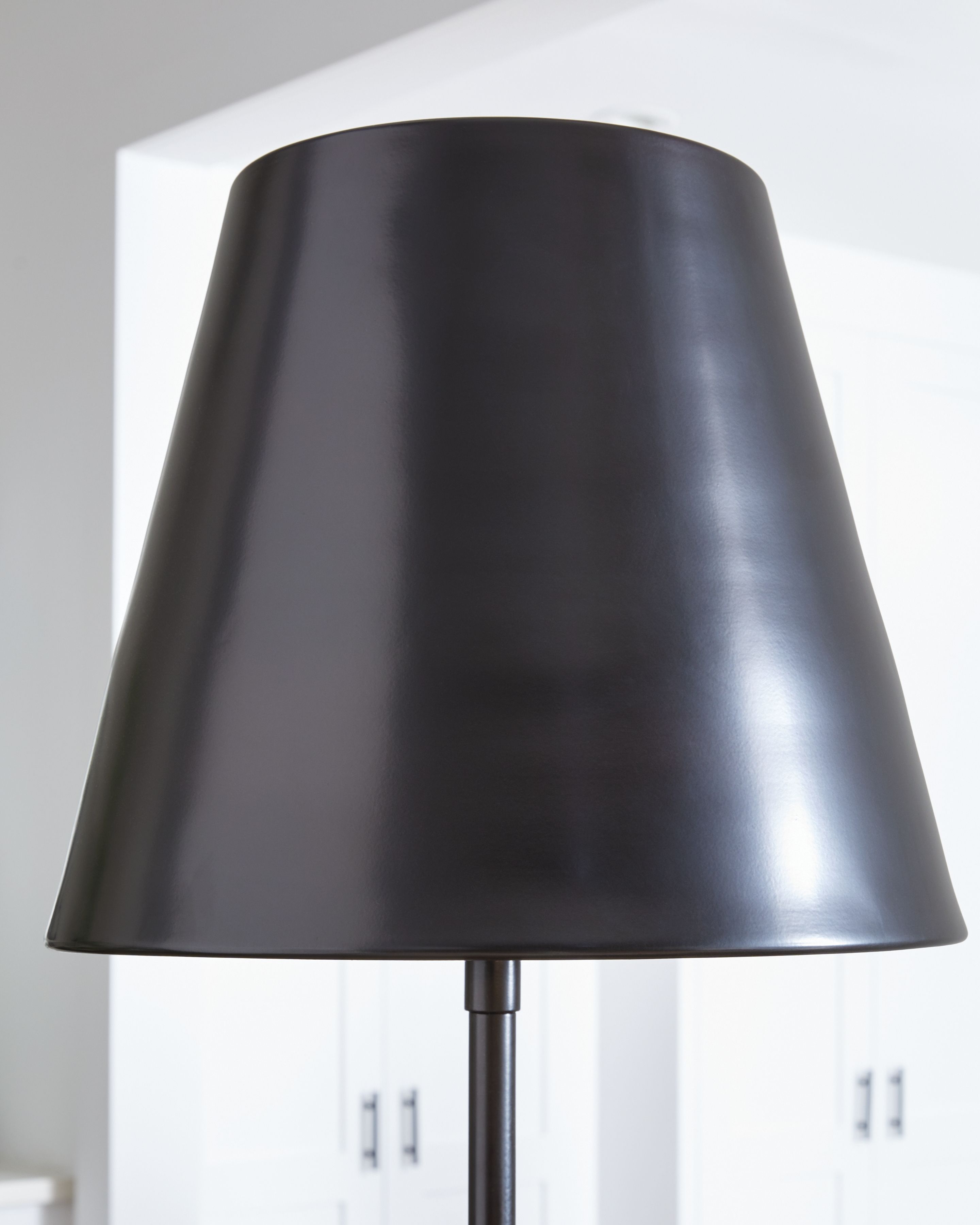 Ashley Furniture Wimner - Metal Floor Lamp - Antique Bronze Finish - Image 3