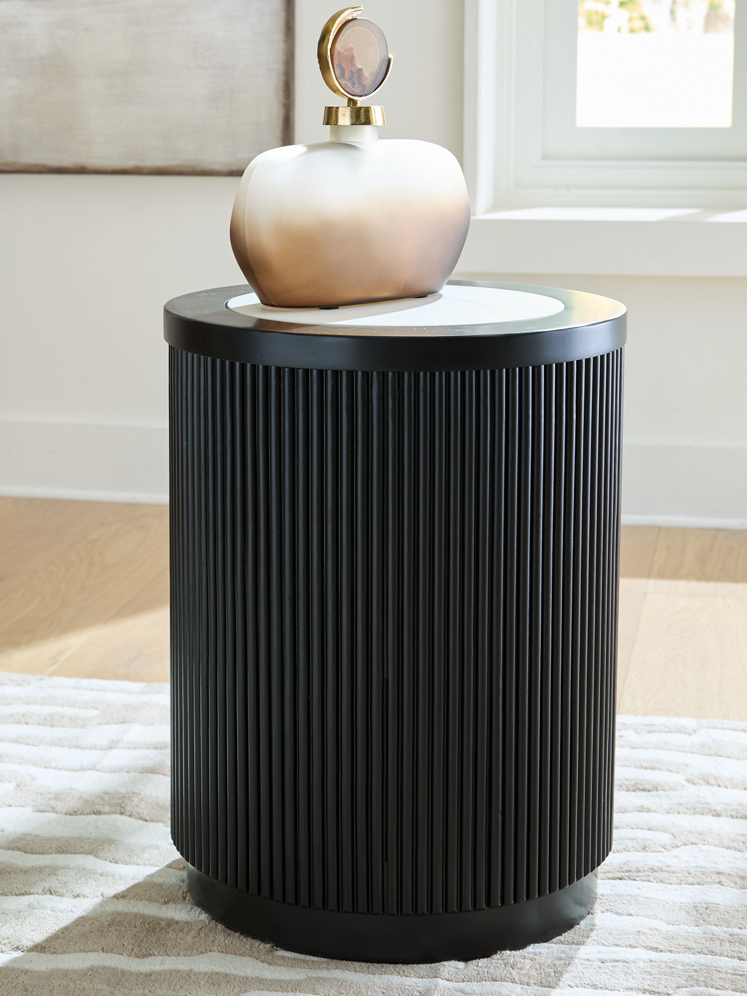 Ashley Furniture Grayman - Round End Table - Black - Image 4
