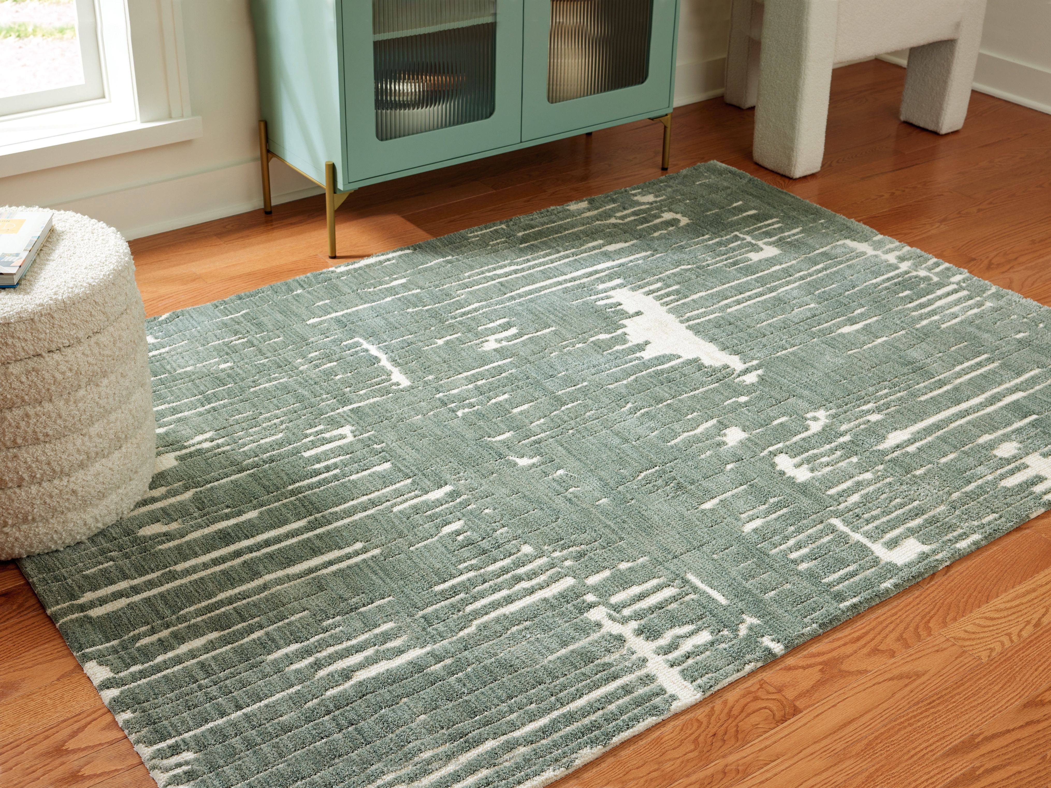 Cayworth - 5' x 7' Rug - Teal / White