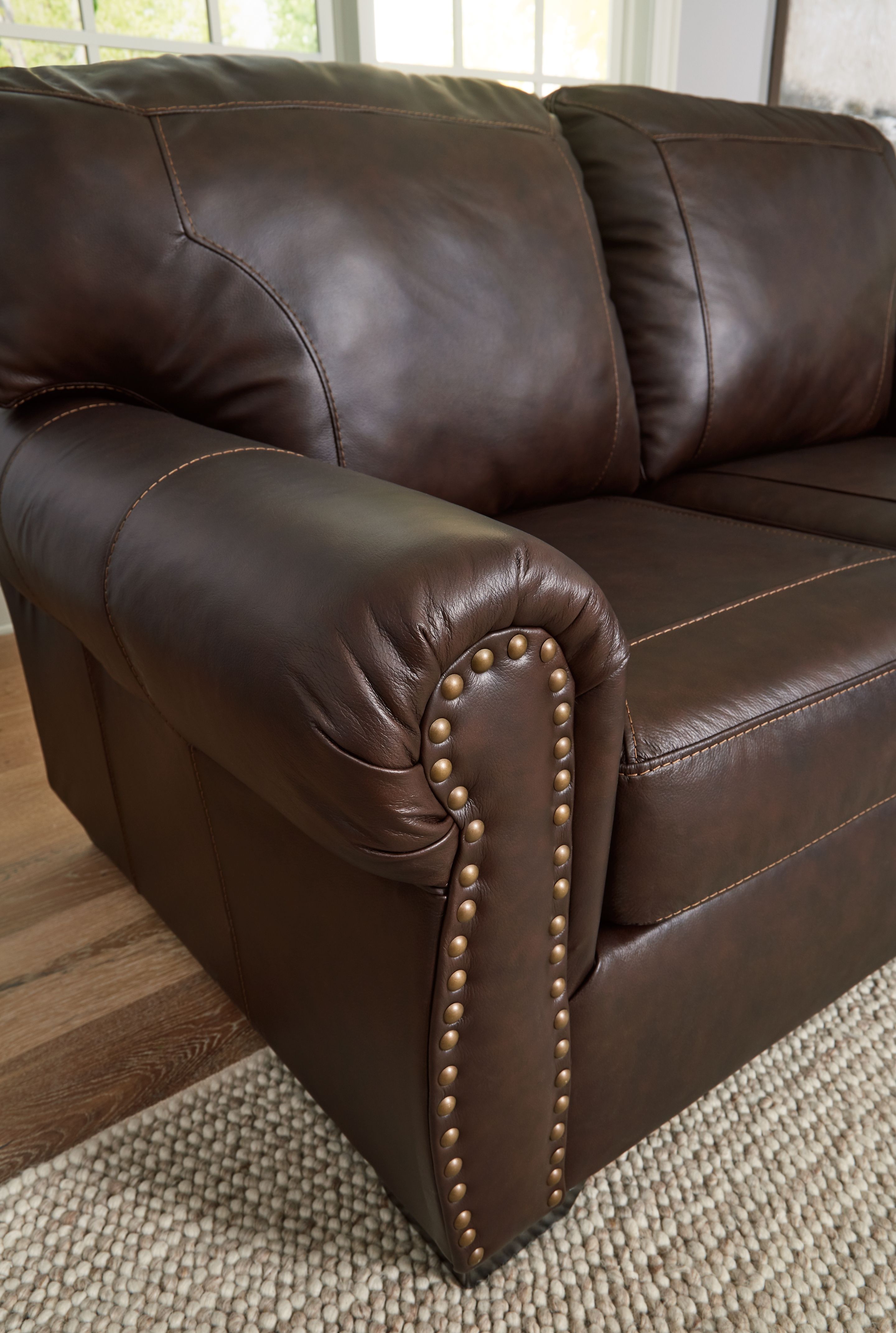 Ashley Furniture Colleton - Loveseat - Dark Brown - Image 6