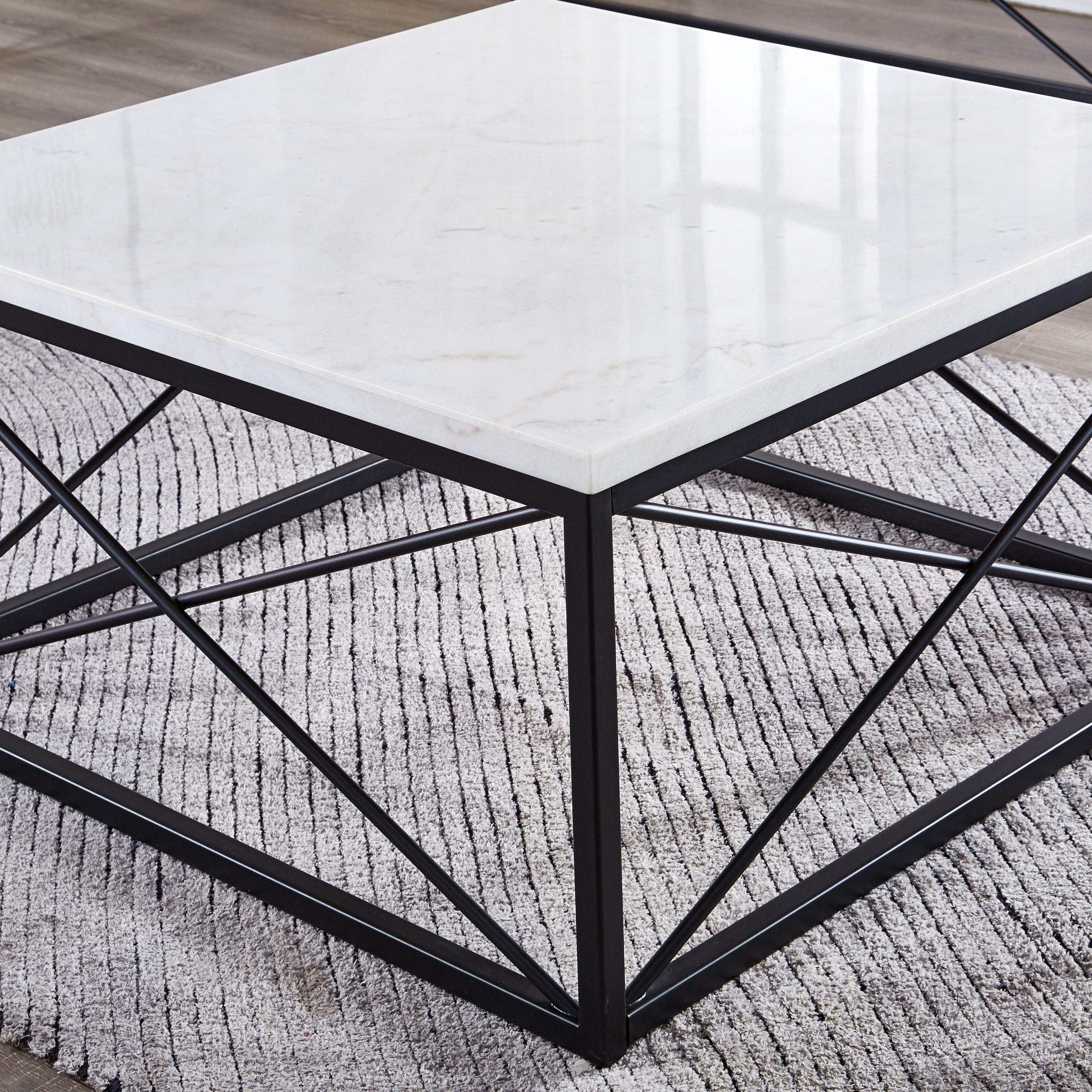 Skyler - Coffee Table - White / Black