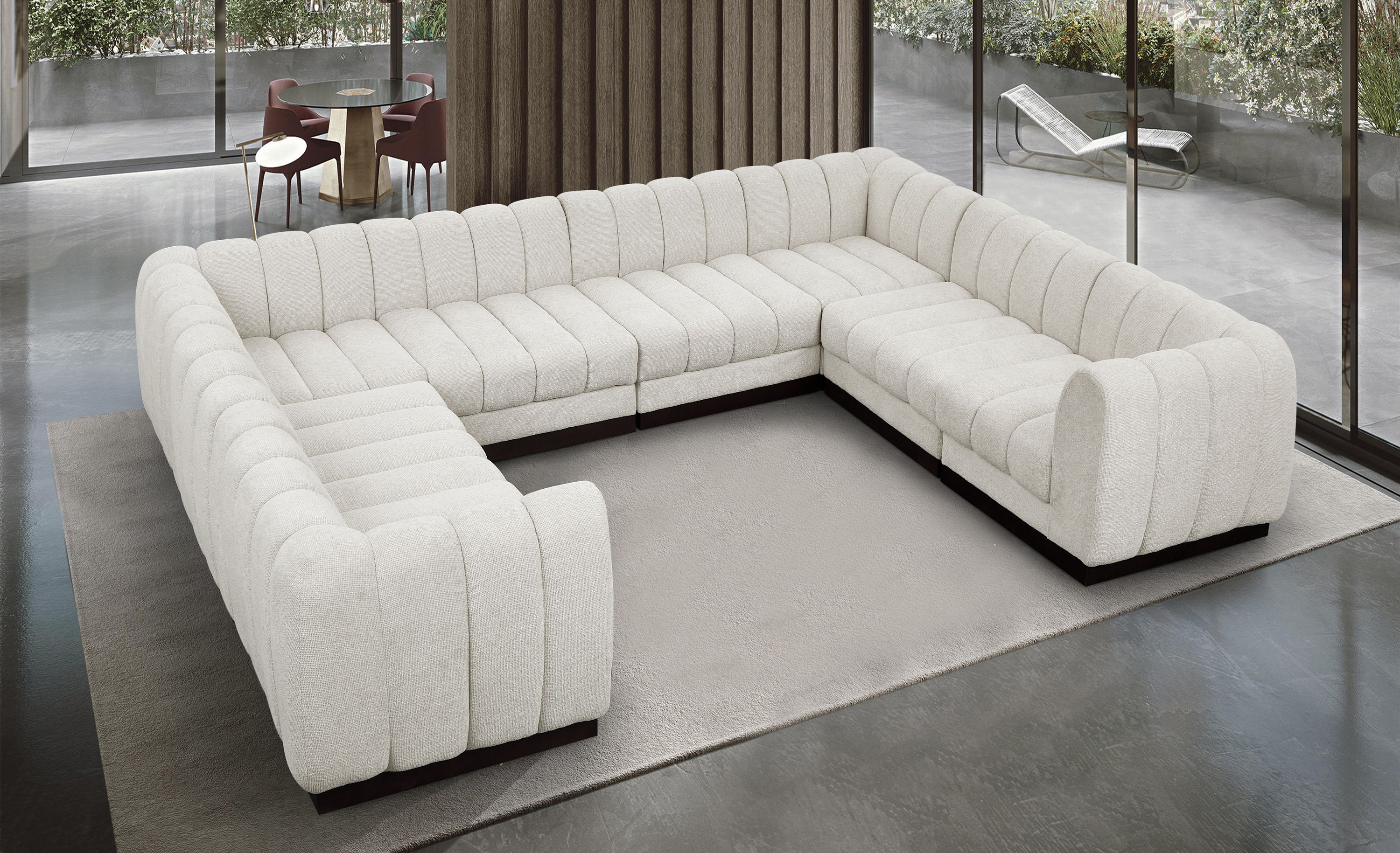 Quinn - 8 Piece Modular U-Shaped Sectional - Cream