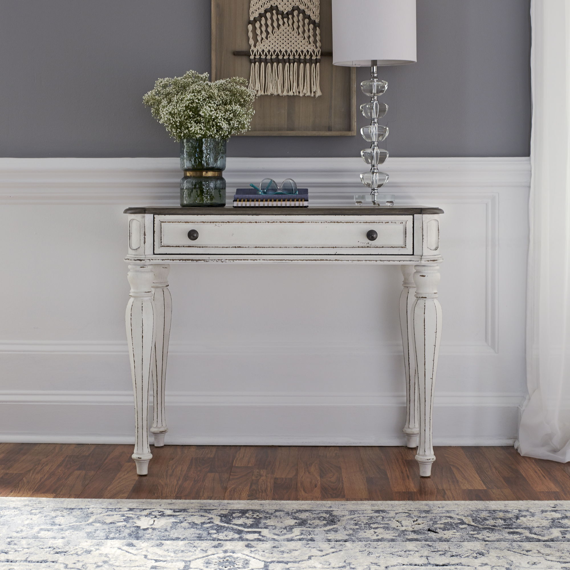 Liberty Furniture Magnolia Manor - Accent Vanity Desk/Nightstand - White
