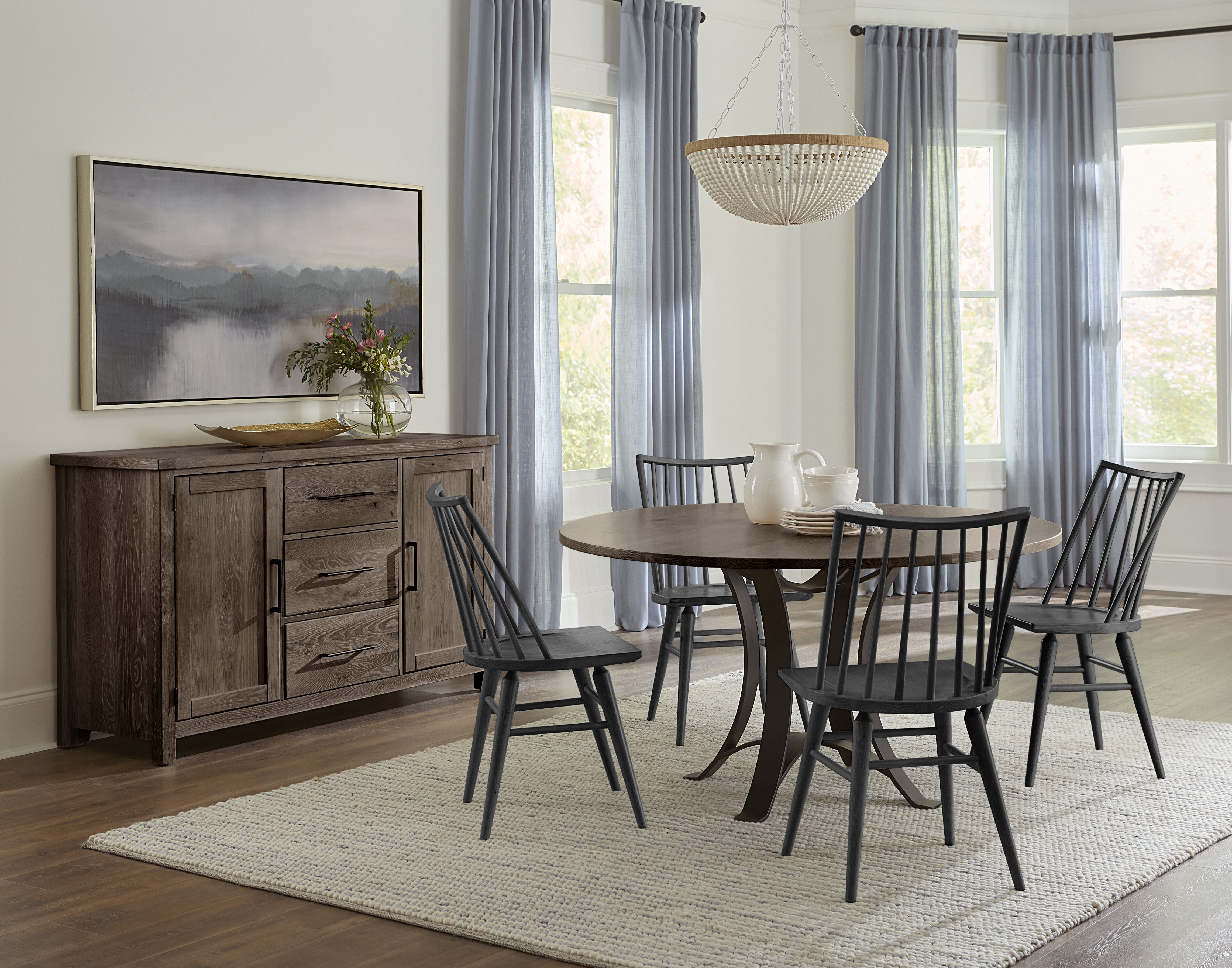 Vaughan-Bassett Dovetail - Solid American Oak - Round 48