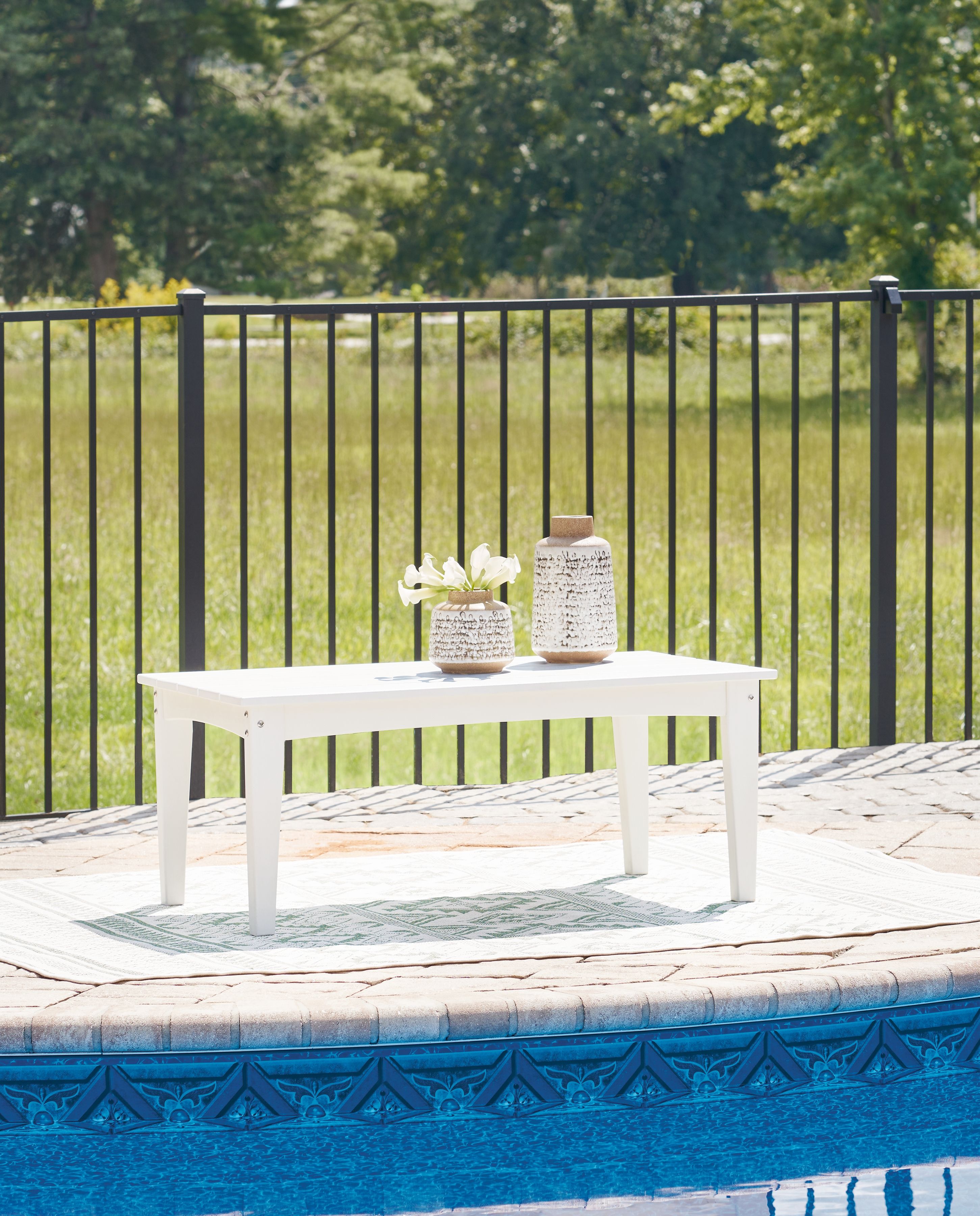 Hyland Wave - Rectangular Cocktail Table - White