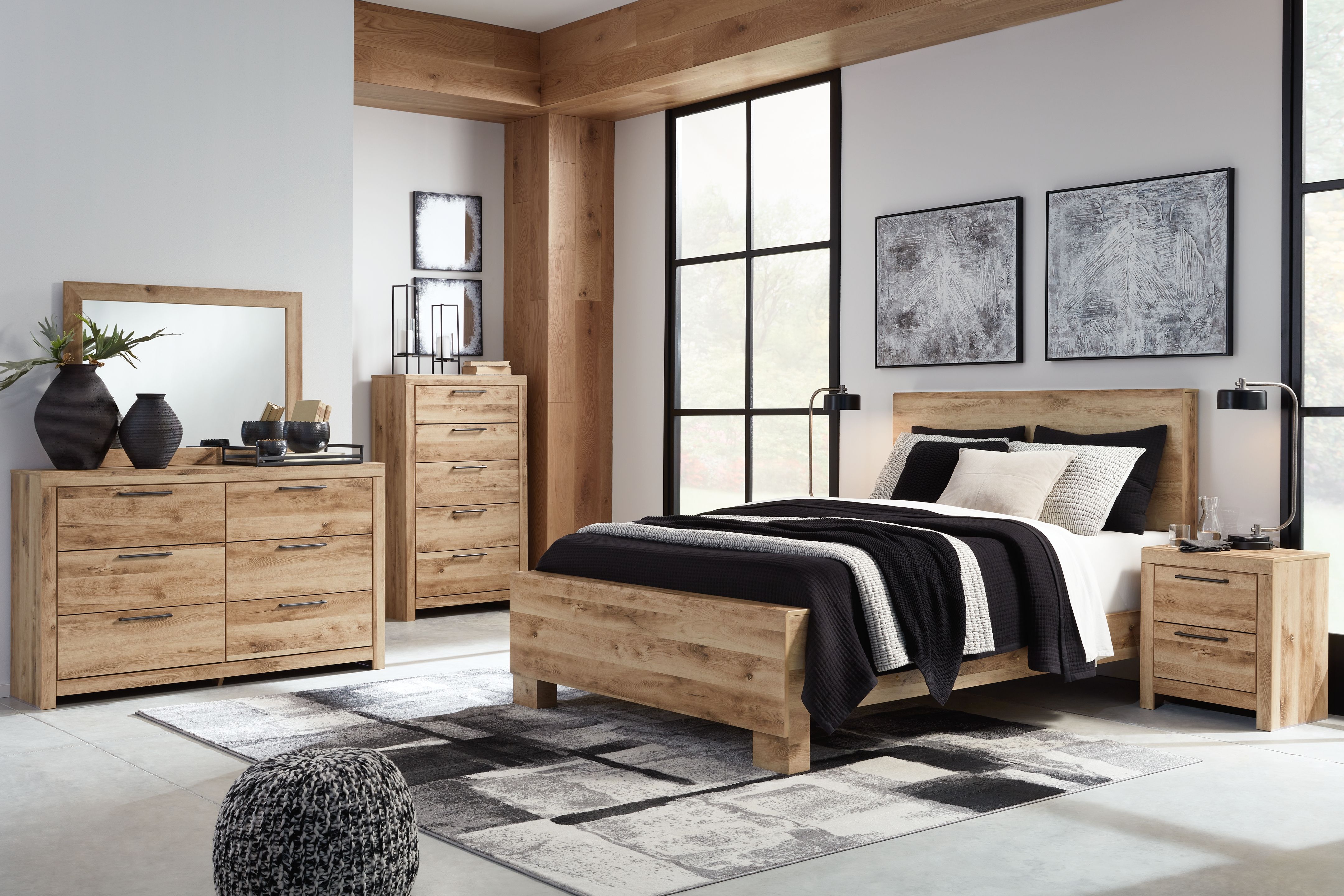 Ashley Hyanna - Tan - 6 Pc. - Dresser, Mirror, Chest, King Panel Bed