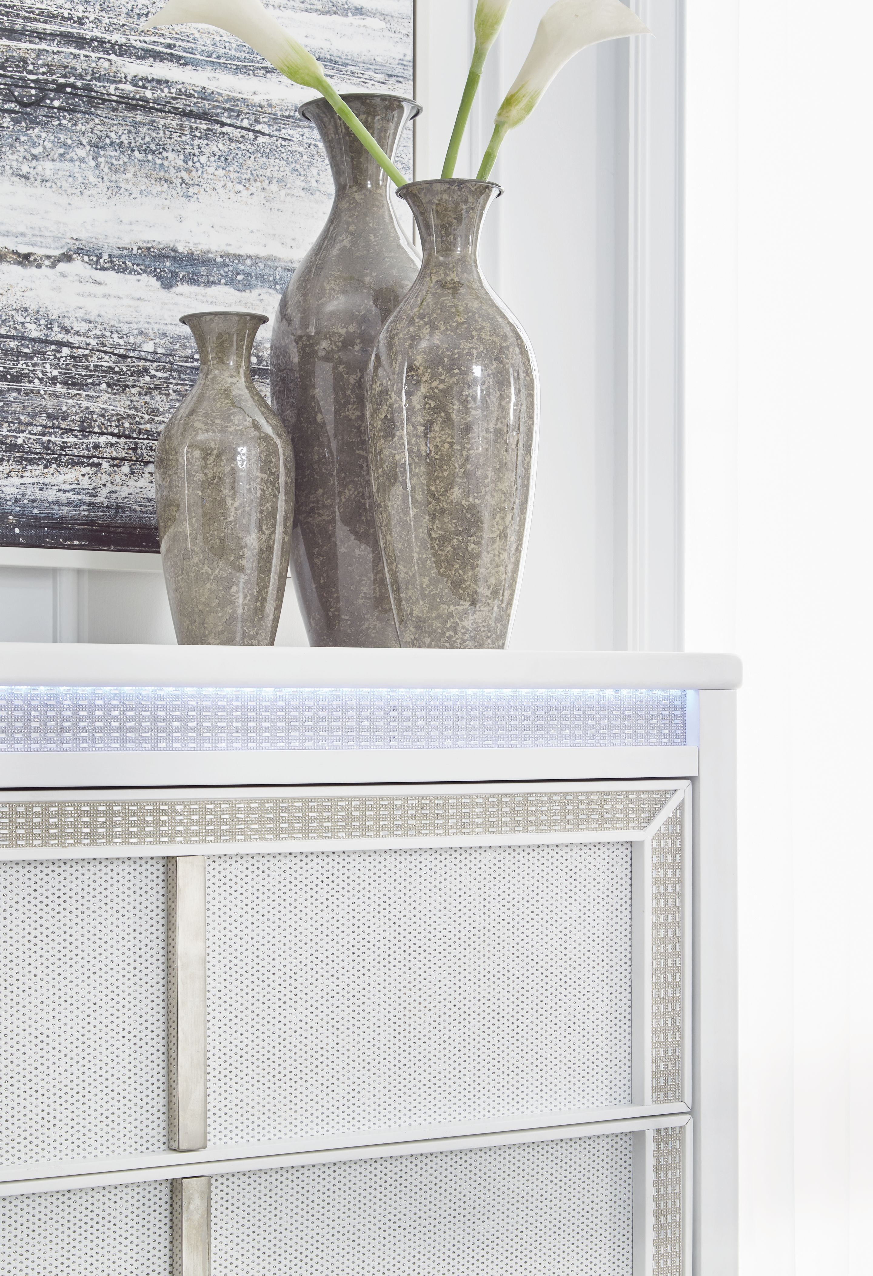 Ashley Furniture Chalanna - Five Drawer Chest - White - Image 6