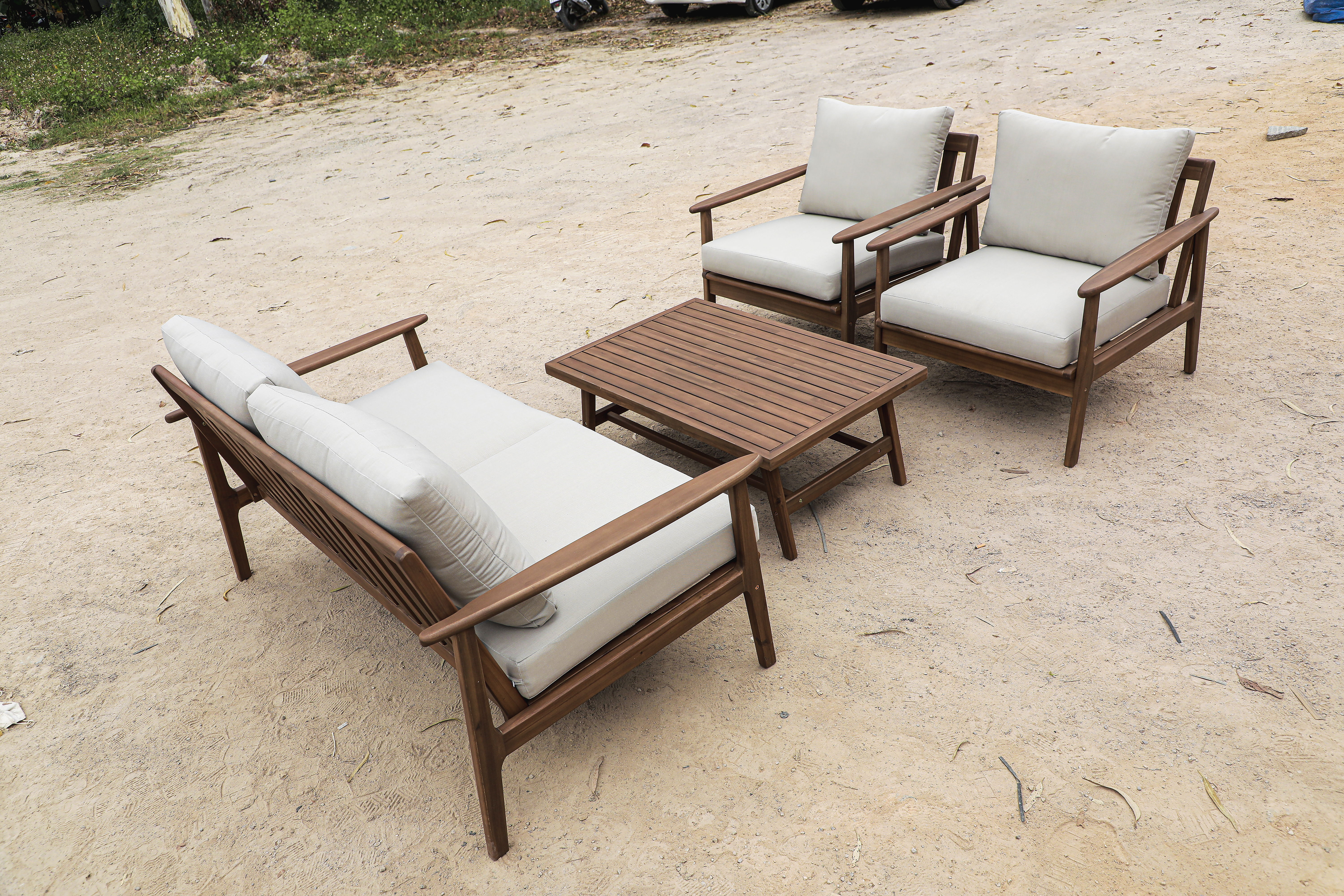 Ashton - Patio End Table - Light Brown