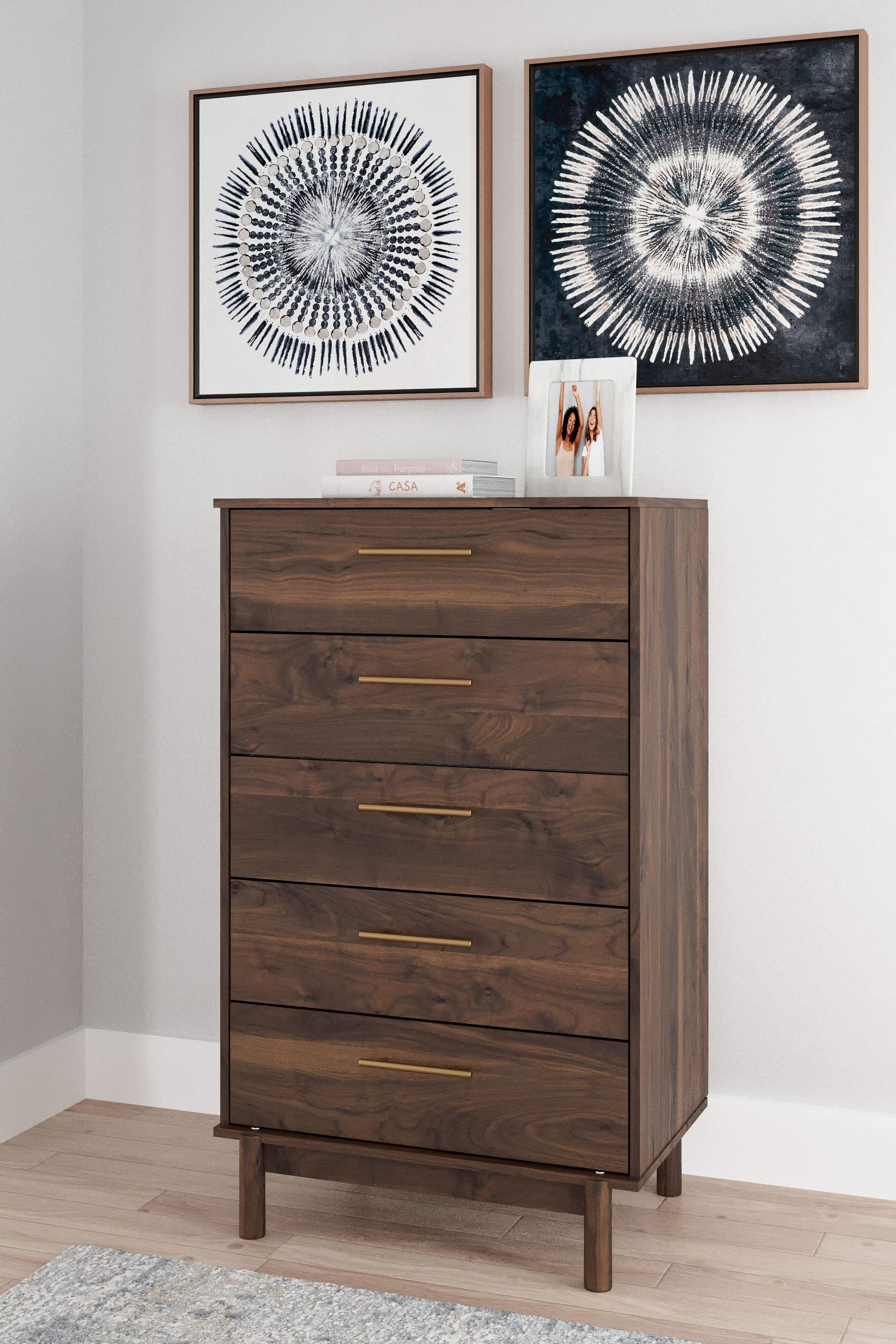 Calverson - Five Drawer Chest - Mocha