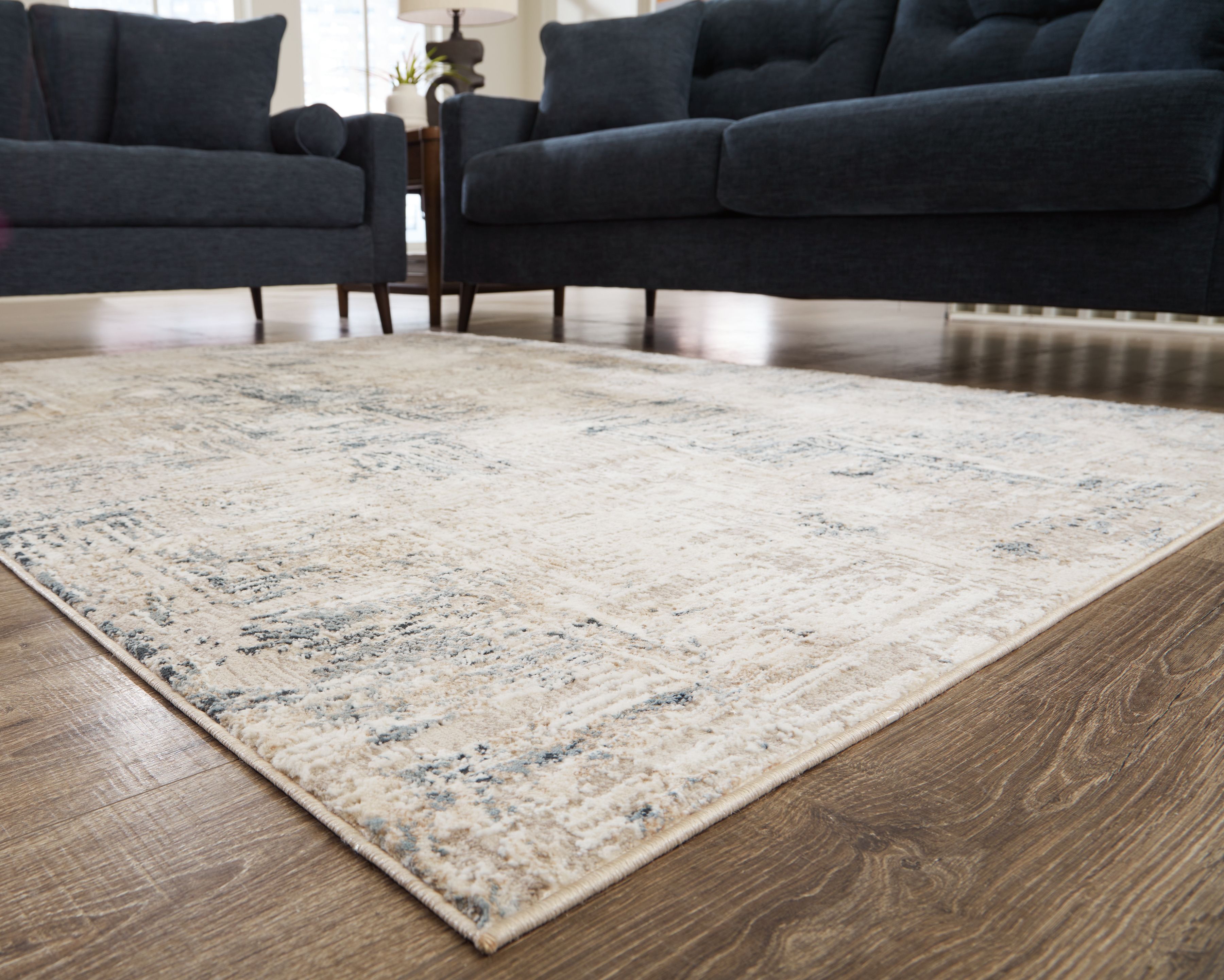 Gentor - 8' x 10' Rug - Blue / Ivory
