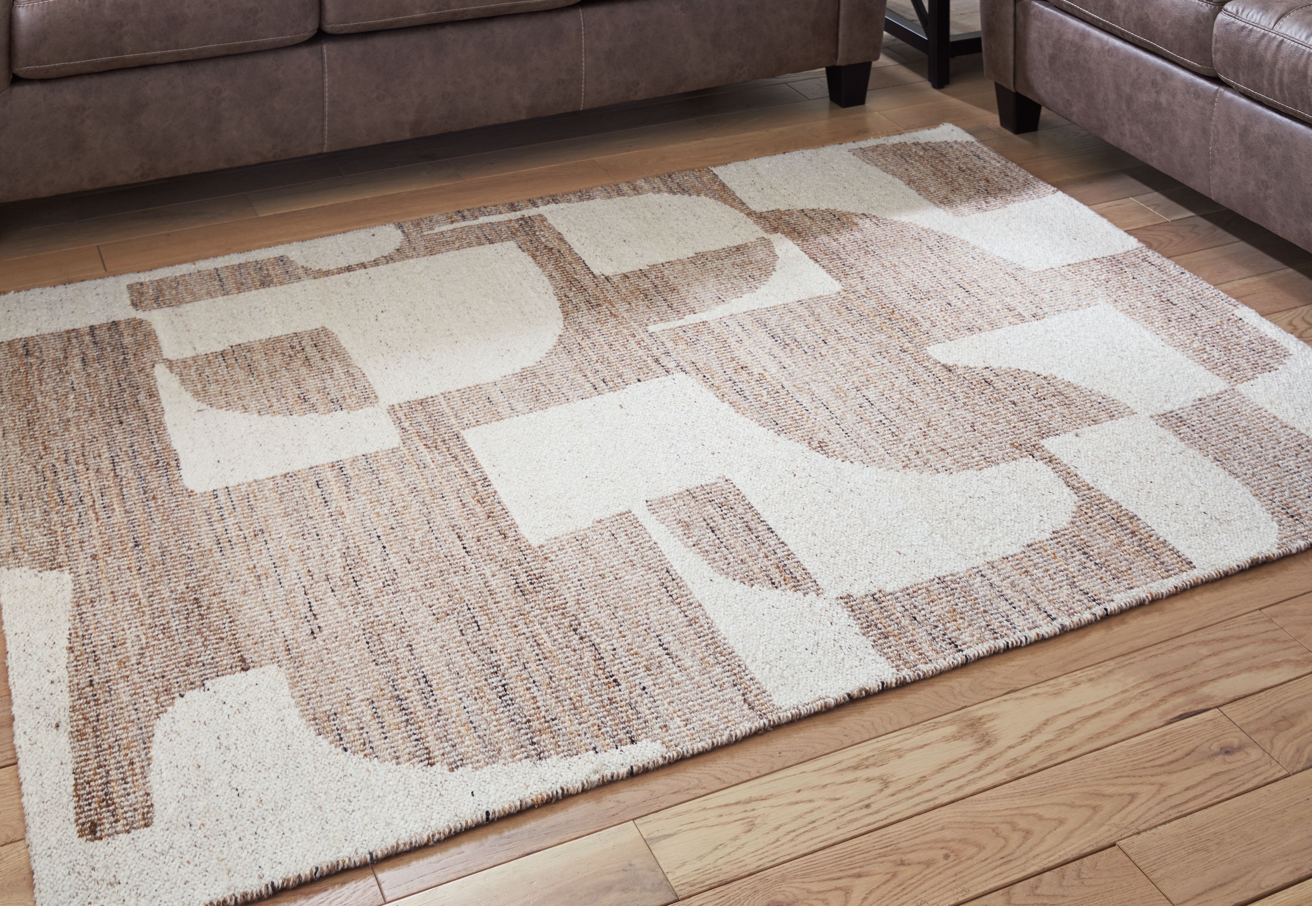 Brynnfield - 5' x 7' Rug - Beige / Brown