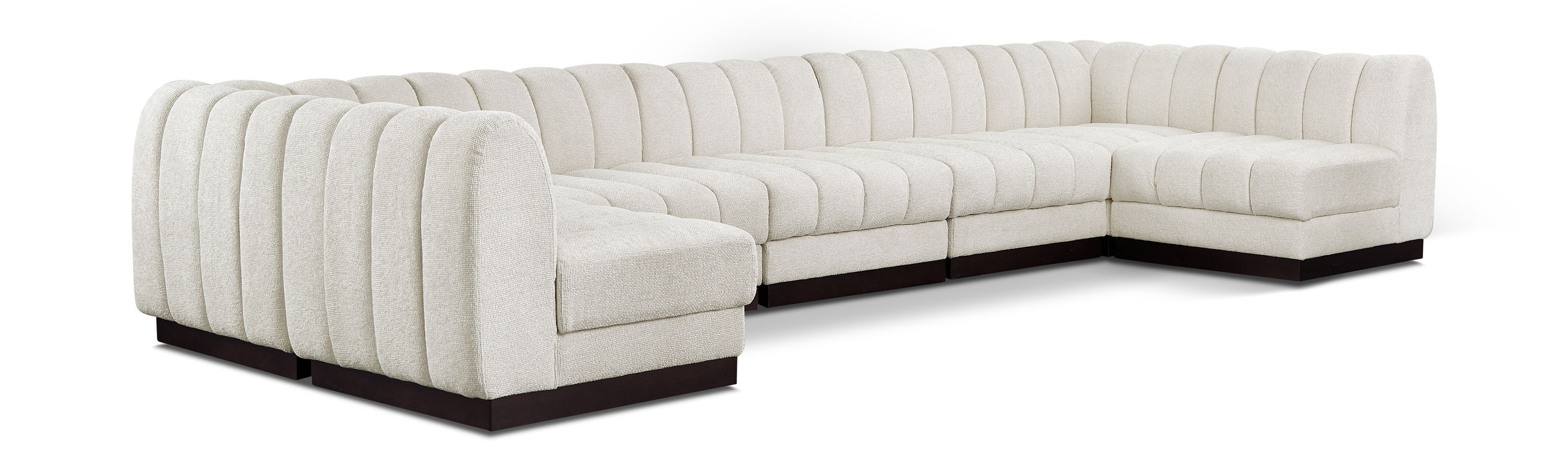 Quinn - 7 Piece Modular U-Shaped Sectional - Cream