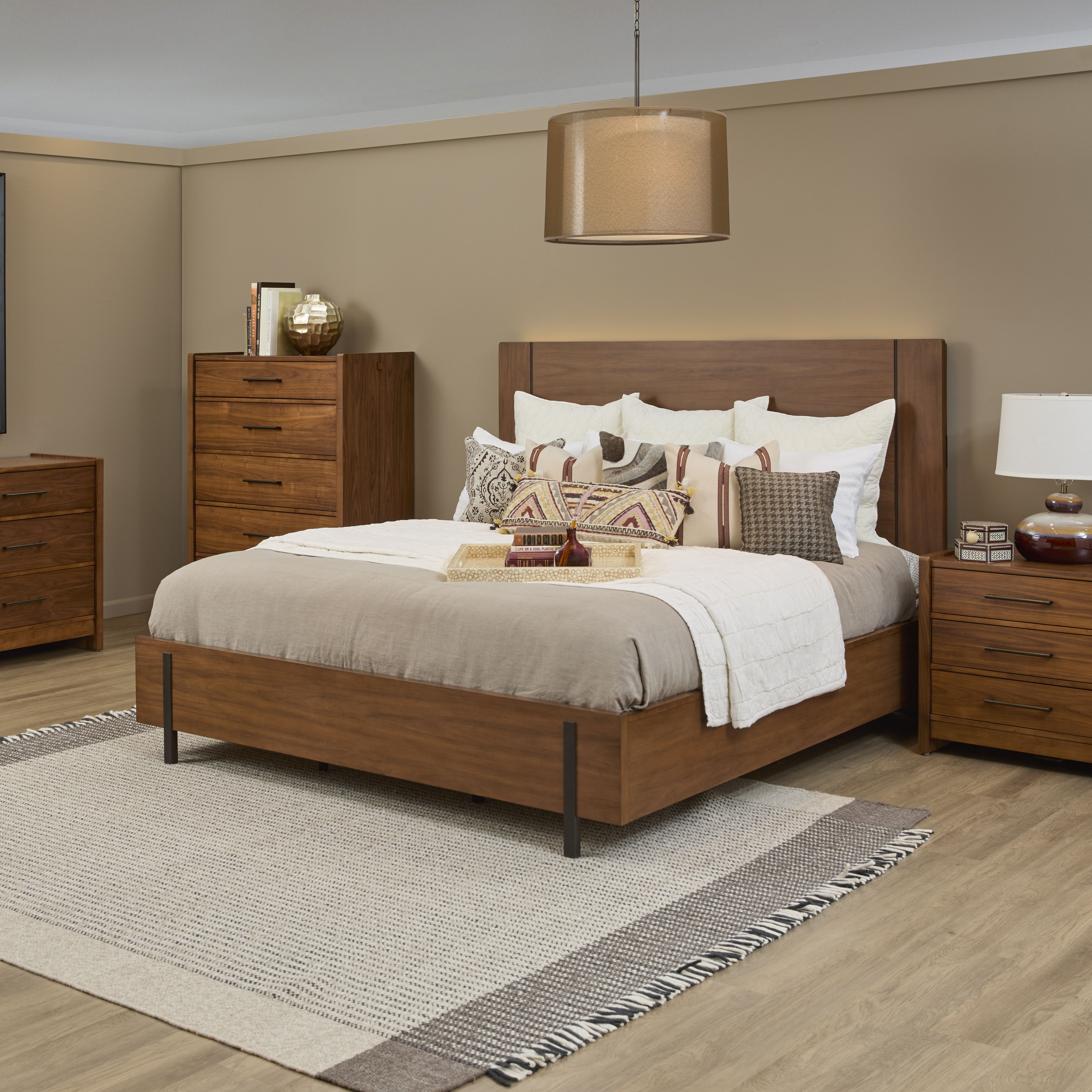 Lincoln - Queen Panel Bed - Warm Walnut, light brown, view 3