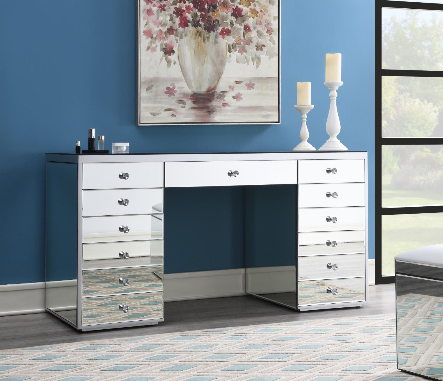 G-317 - Glamour Vanity - Pearl Silver
