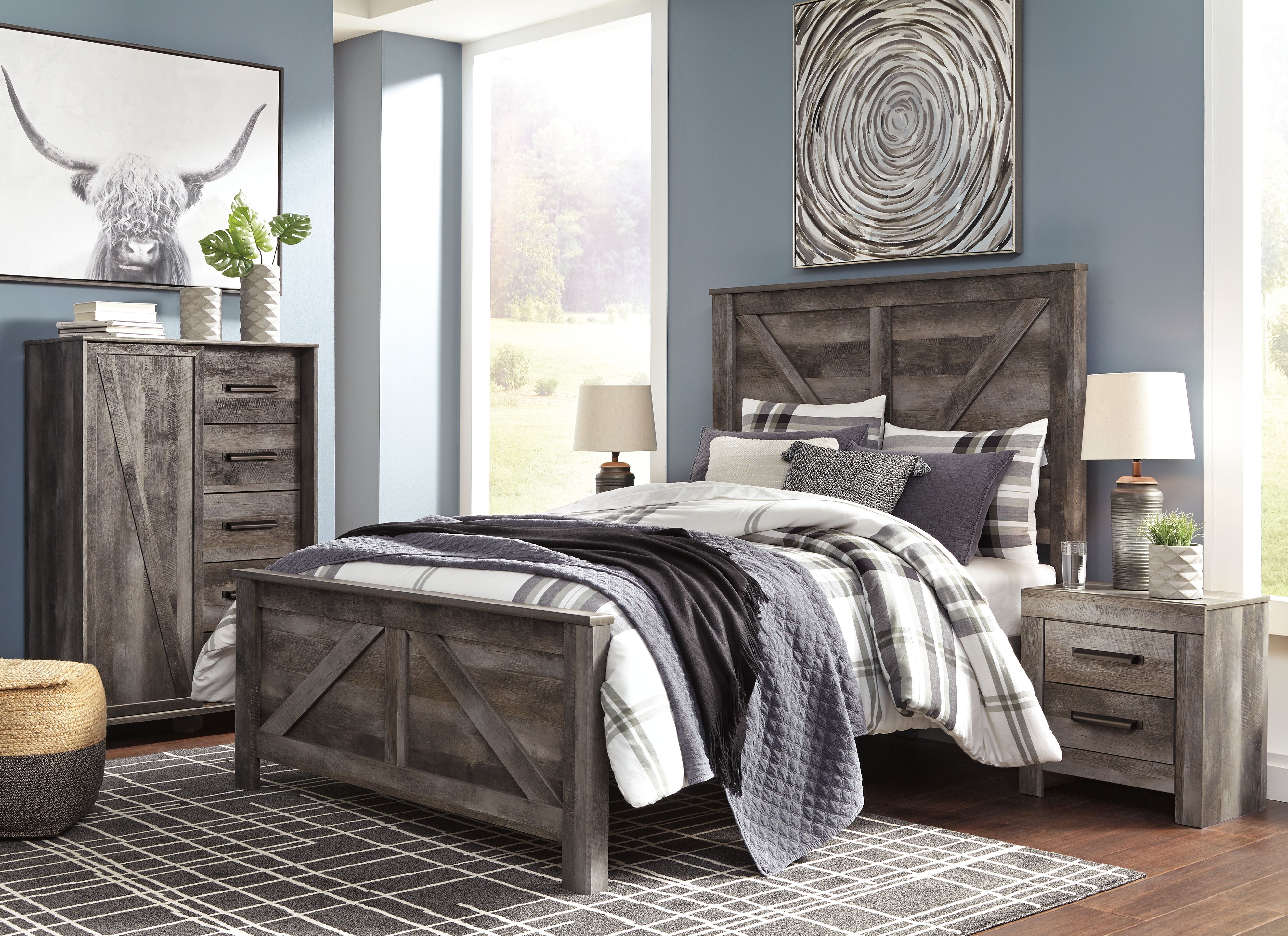 Ashley Furniture Wynnlow - Queen Crossbuck Panel Bed - Gray - Image 8