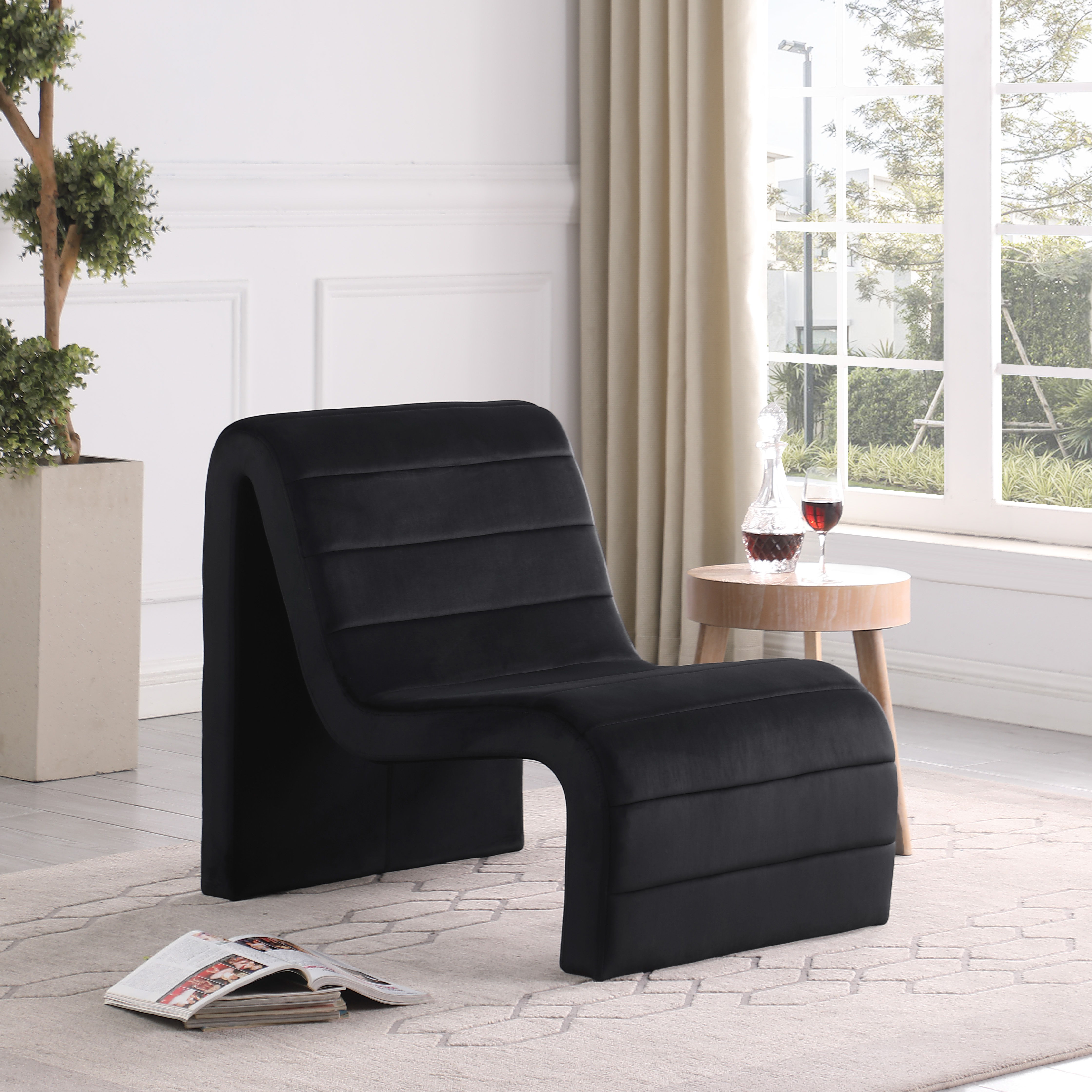 Ivy - Velvet Accent Chair - Black