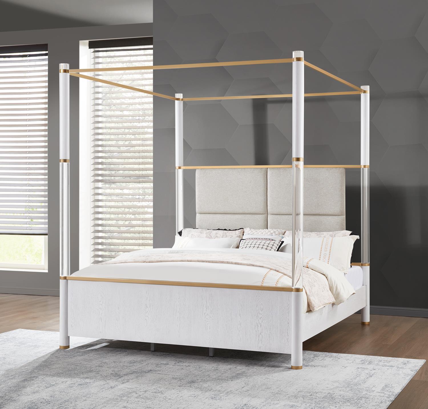 B093 - 3 Piece Bedroom Set (Queen Bed, Dresser, Mirror) - White